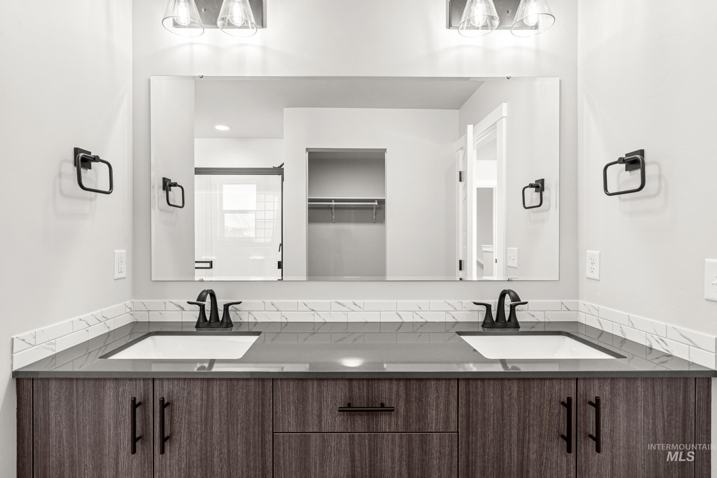 6600 W Black Butte Dr, Meridian, Idaho 83646, 3 Bedrooms, 2.5 Bathrooms, Residential For Sale, Price $459,990,MLS 98978046