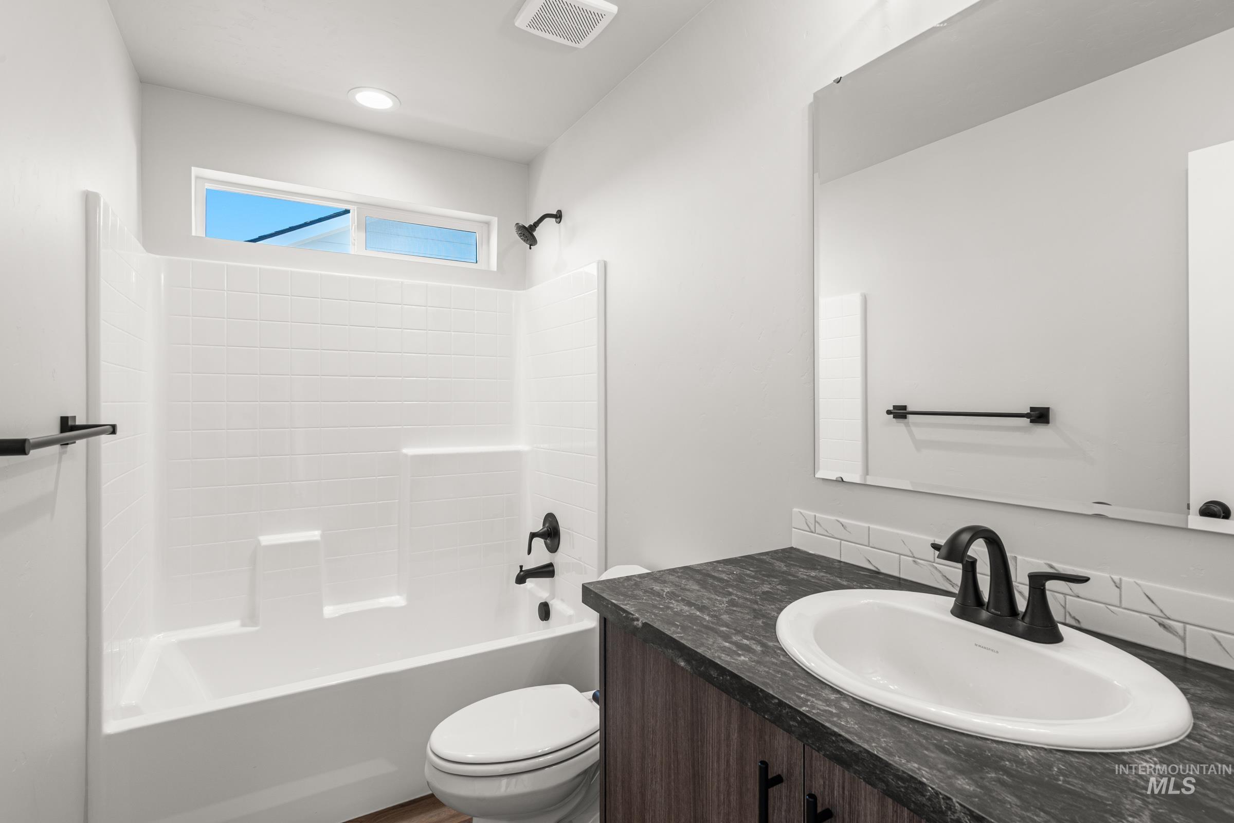 6600 W Black Butte Dr, Meridian, Idaho 83646, 3 Bedrooms, 2.5 Bathrooms, Residential For Sale, Price $459,990,MLS 98978046