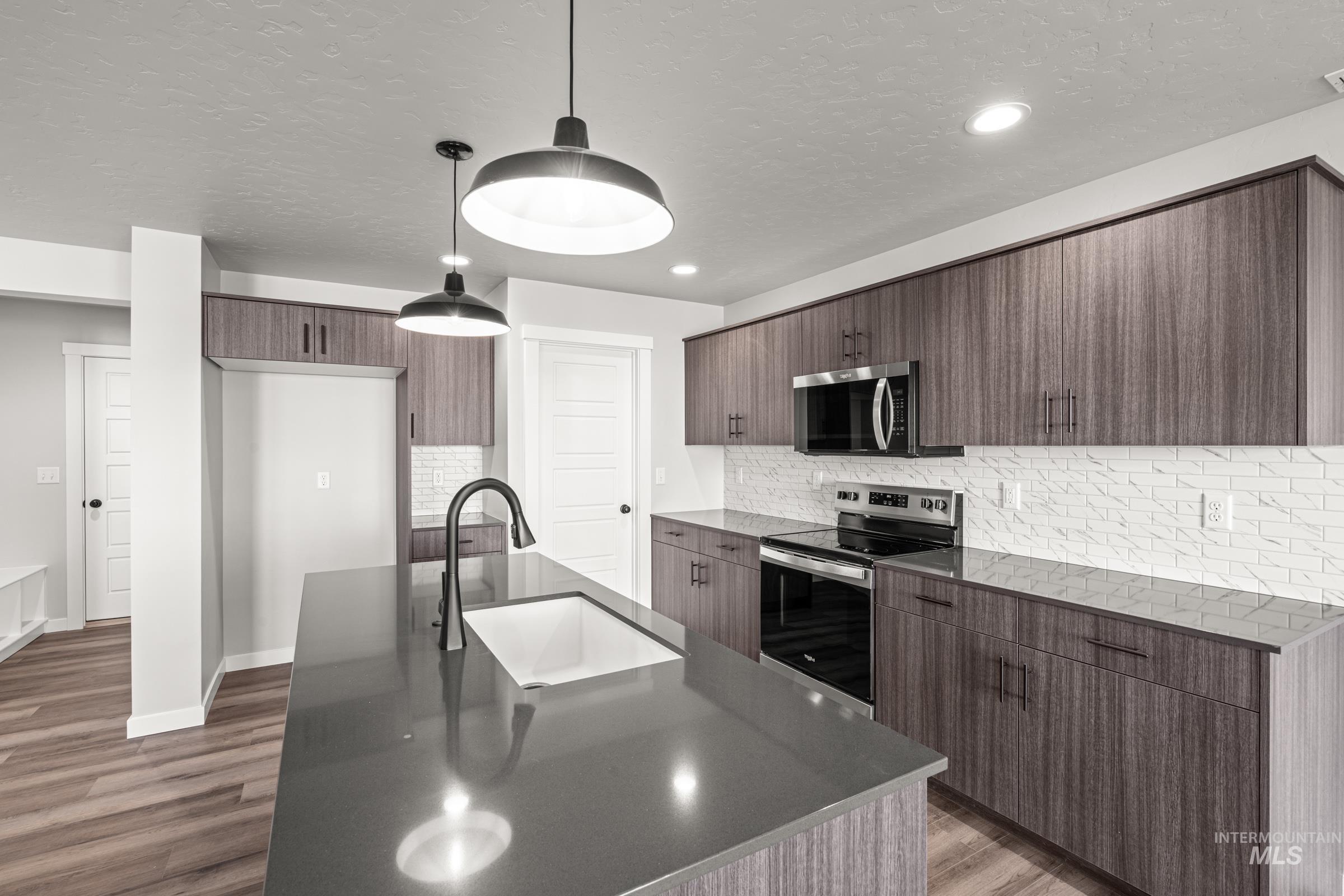 6600 W Black Butte Dr, Meridian, Idaho 83646, 3 Bedrooms, 2.5 Bathrooms, Residential For Sale, Price $459,990,MLS 98978046