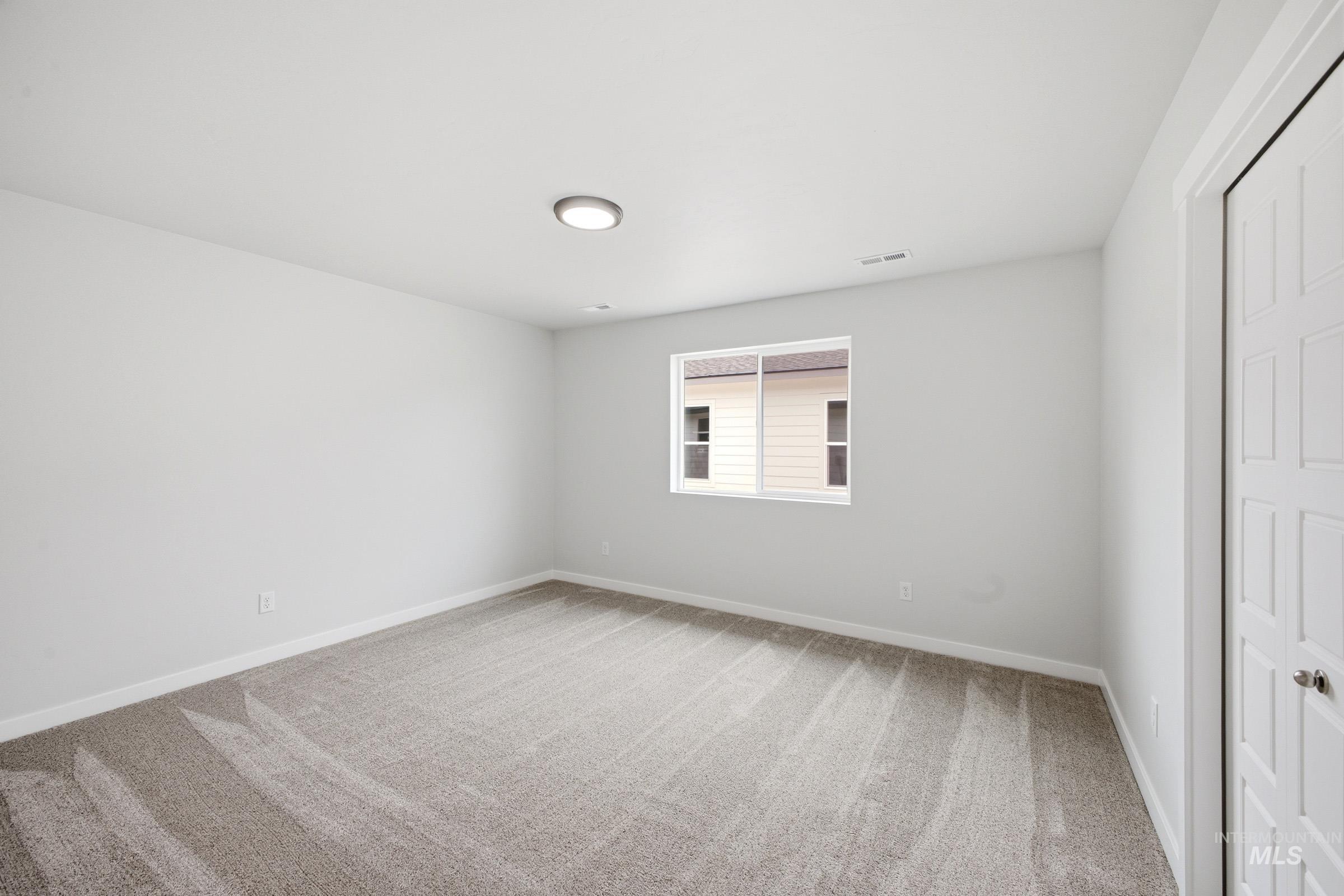 6515 W Plateau Creek Dr, Meridian, Idaho 83646, 4 Bedrooms, 2 Bathrooms, Residential For Sale, Price $514,990,MLS 98978048