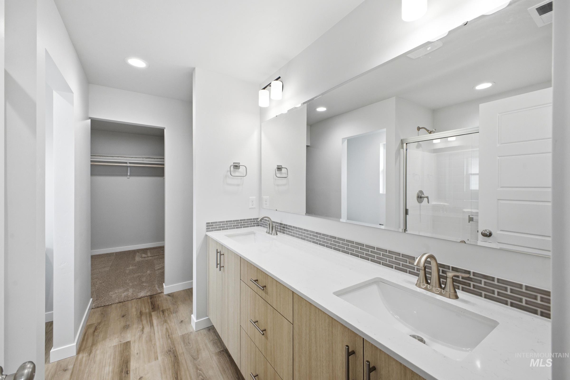 6515 W Plateau Creek Dr, Meridian, Idaho 83646, 4 Bedrooms, 2 Bathrooms, Residential For Sale, Price $514,990,MLS 98978048