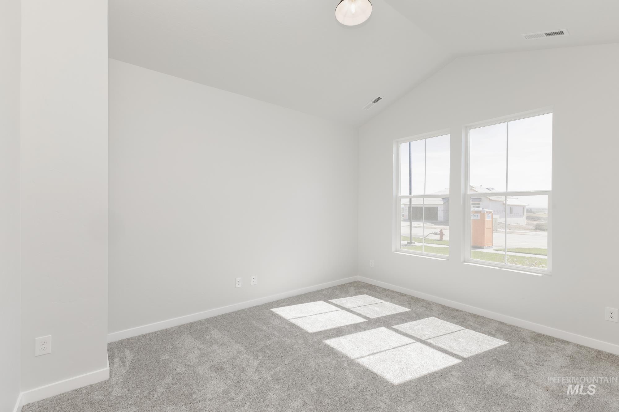 11725 W Snow Flower Dr, Star, Idaho 83669, 4 Bedrooms, 2 Bathrooms, Residential For Sale, Price $575,990, 98978049