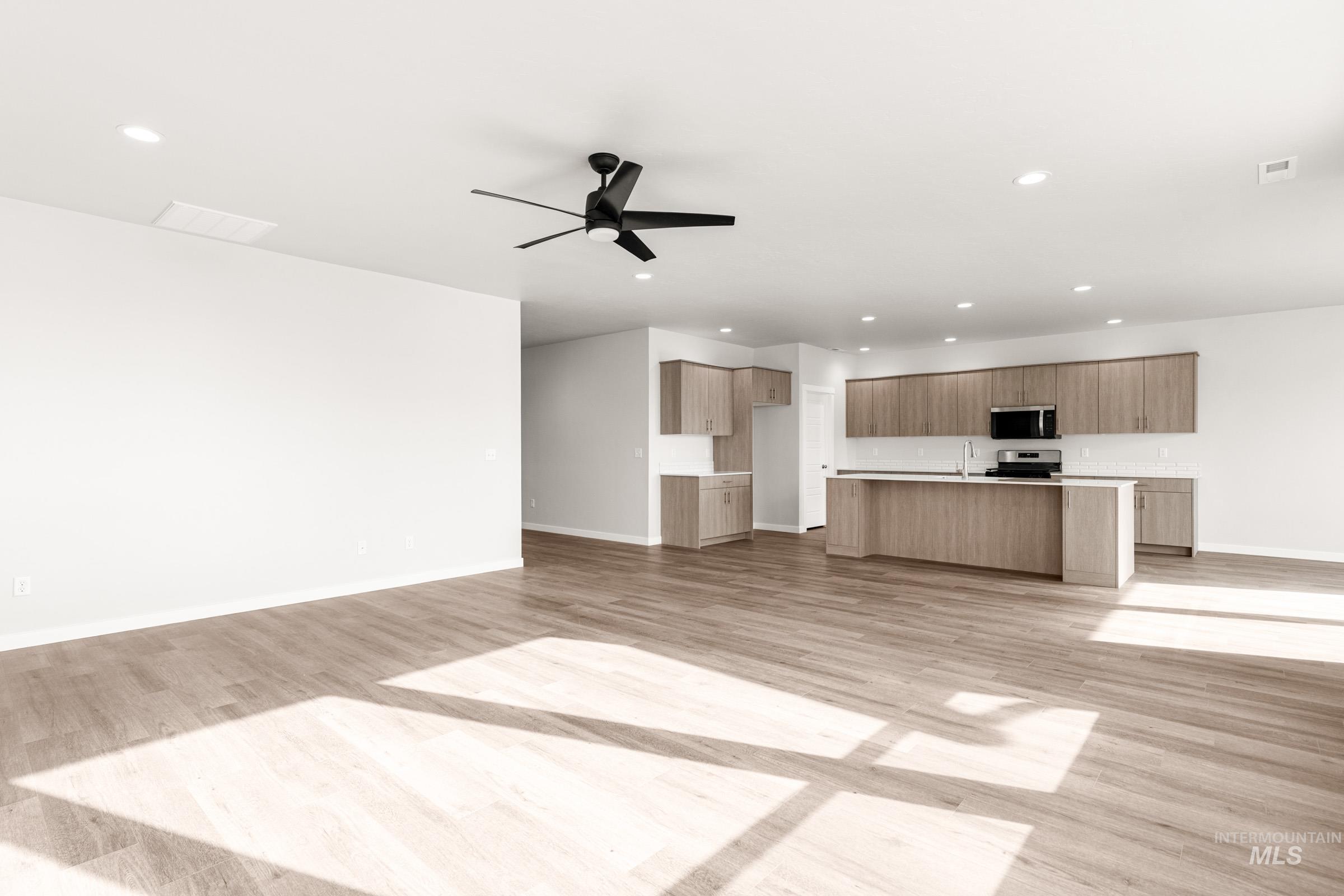 17749 N Hugh Glass Way, Nampa, Idaho 83687, 4 Bedrooms, 2.5 Bathrooms, Residential For Sale, Price $544,990, 98978053