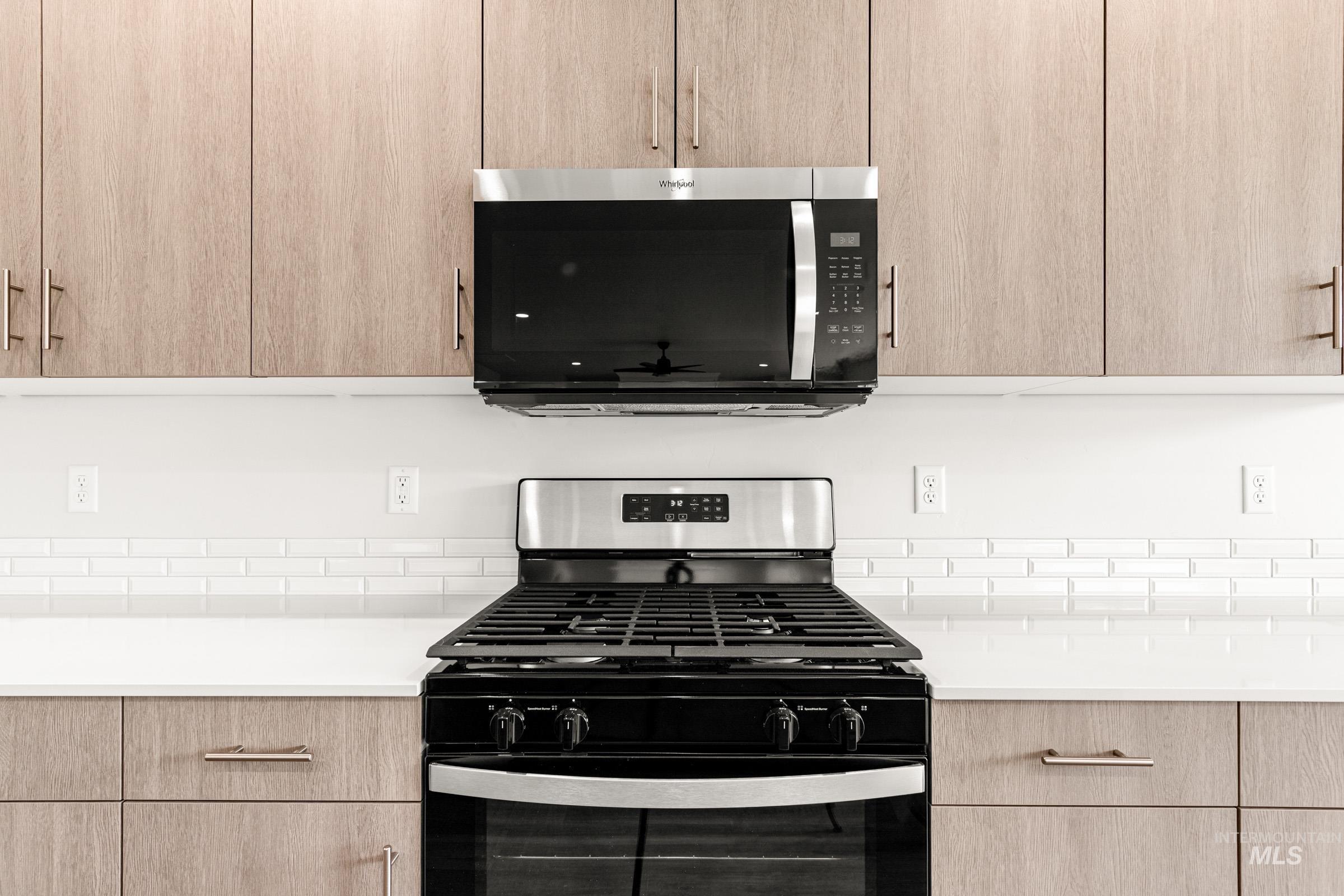 17749 N Hugh Glass Way, Nampa, Idaho 83687, 4 Bedrooms, 2.5 Bathrooms, Residential For Sale, Price $544,990, 98978053