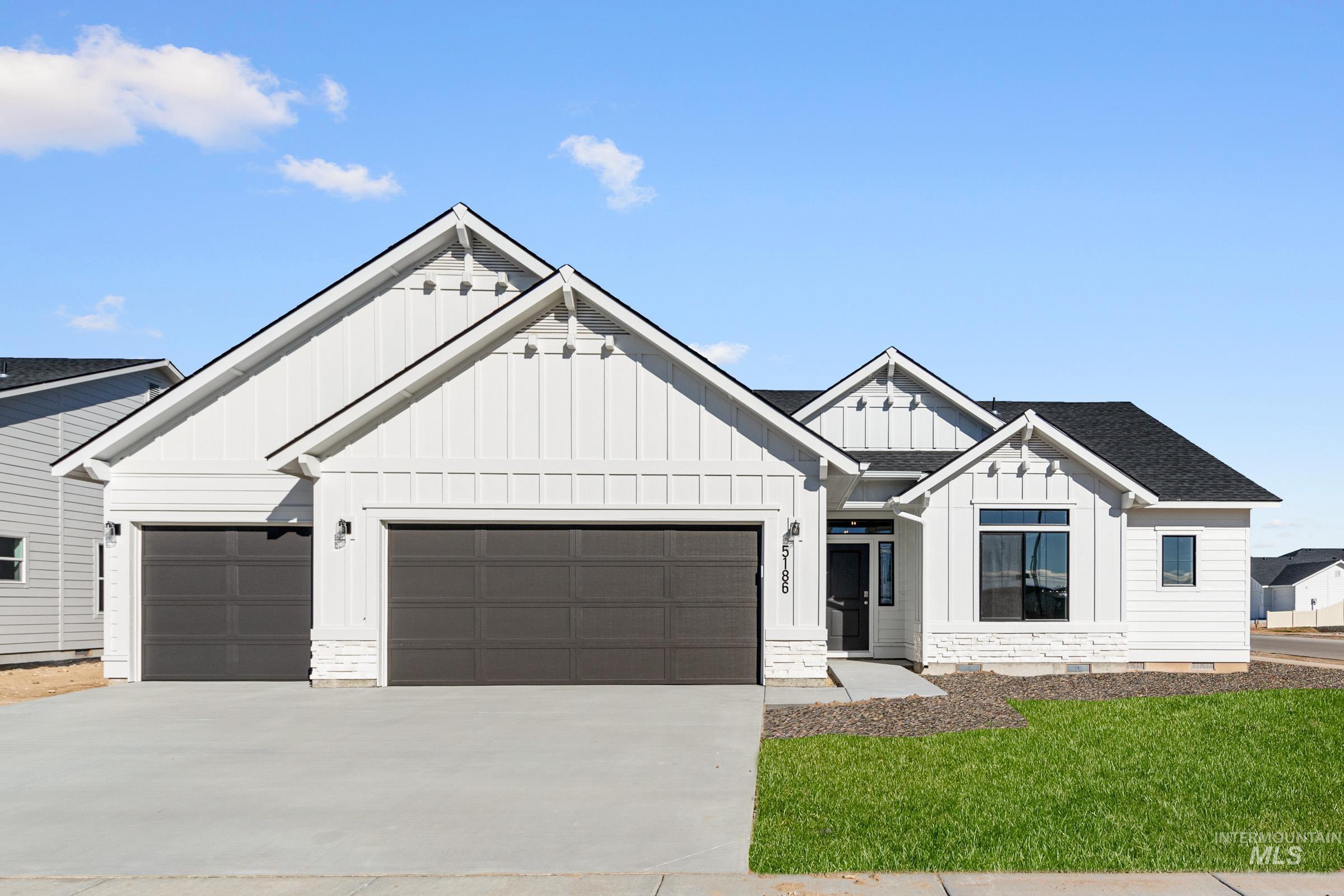 5186 E Phelps Lake Dr, Nampa, Idaho 83687, 4 Bedrooms, 2 Bathrooms, Residential For Sale, Price $519,990,MLS 98978054