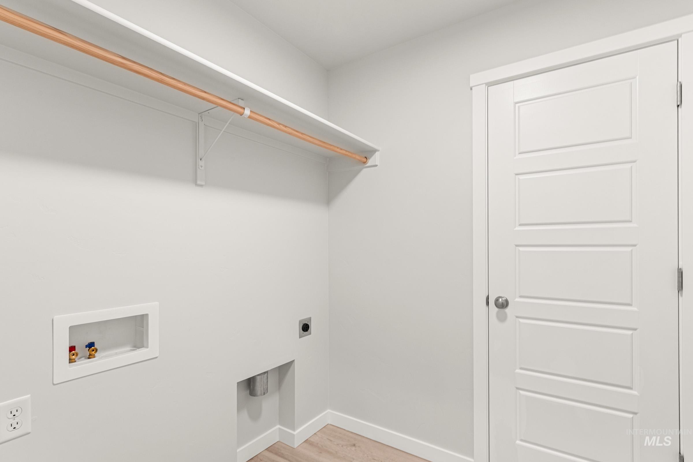 10824 Rutland St, Caldwell, Idaho 83605, 3 Bedrooms, 2.5 Bathrooms, Residential For Sale, Price $373,990,MLS 98978057