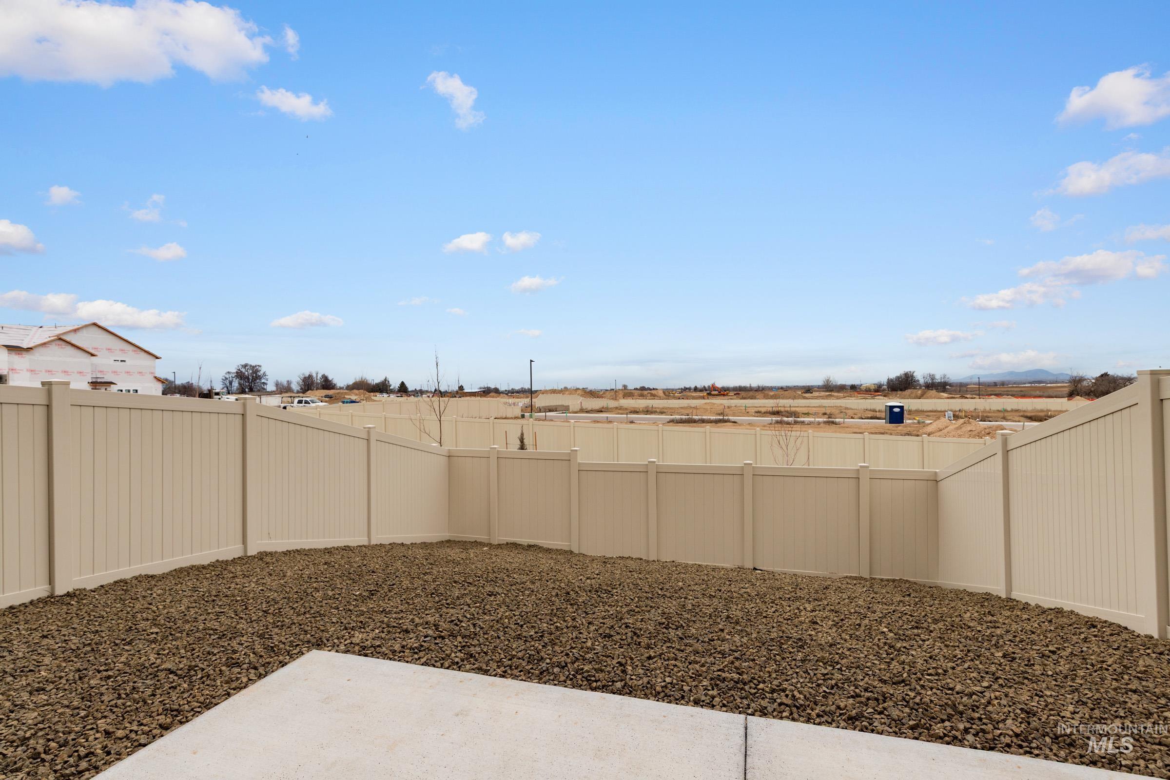 10824 Rutland St, Caldwell, Idaho 83605, 3 Bedrooms, 2.5 Bathrooms, Residential For Sale, Price $373,990,MLS 98978057