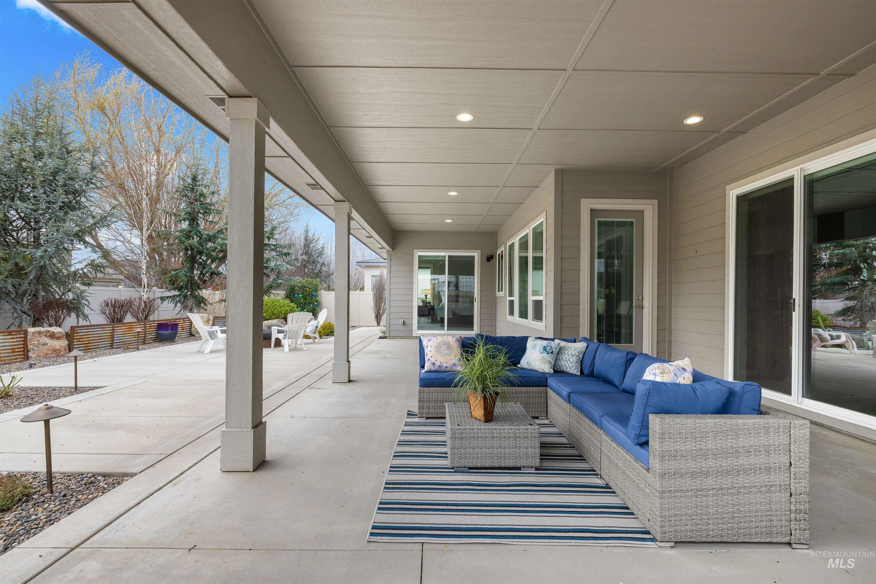 4143 W Prickly Pear Dr, Eagle, Idaho 83616, 3 Bedrooms, 2.5 Bathrooms, Residential For Sale, Price $874,900, 98978058