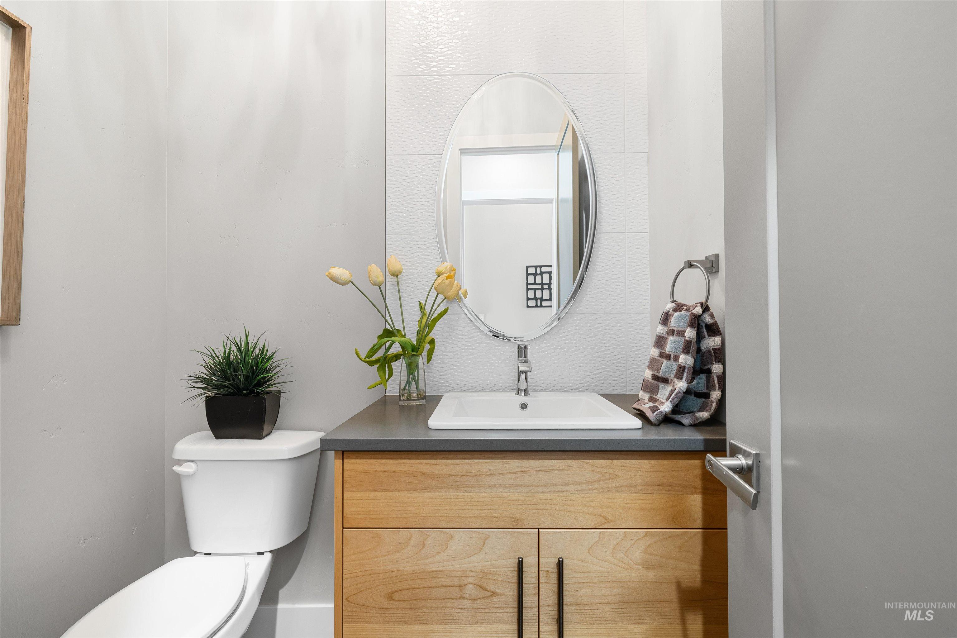 4143 W Prickly Pear Dr, Eagle, Idaho 83616, 3 Bedrooms, 2.5 Bathrooms, Residential For Sale, Price $874,900, 98978058