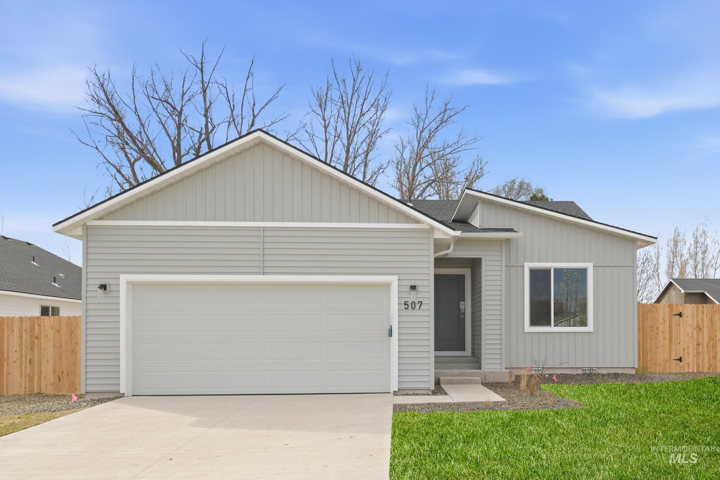 507 Pine St, New Plymouth, Idaho 83655, 3 Bedrooms, 2 Bathrooms, Residential For Sale, Price $394,990,MLS 98978061