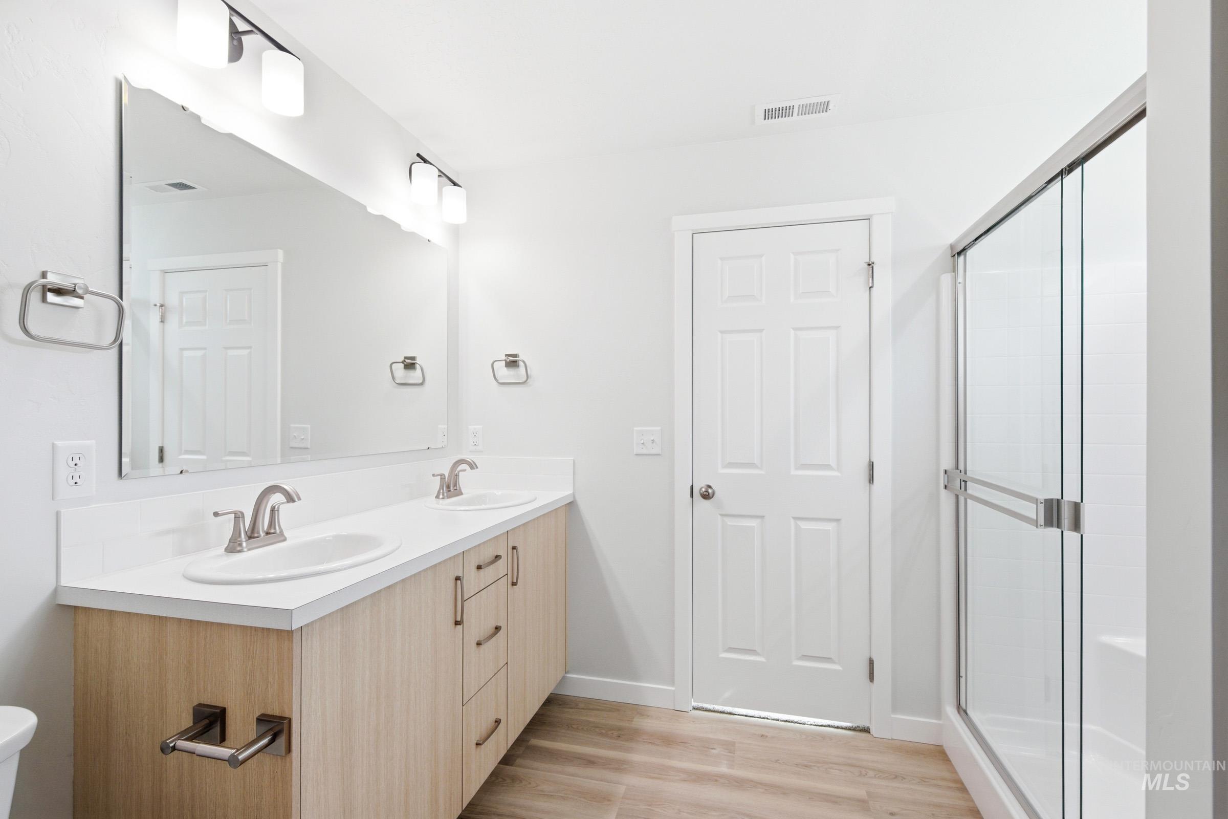 507 Pine St, New Plymouth, Idaho 83655, 3 Bedrooms, 2 Bathrooms, Residential For Sale, Price $394,990,MLS 98978061