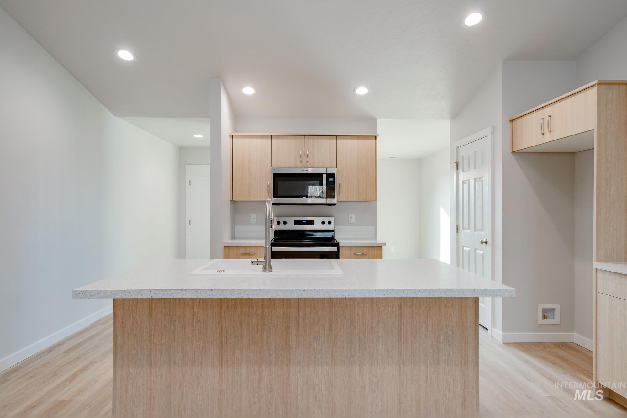 507 Pine St, New Plymouth, Idaho 83655, 3 Bedrooms, 2 Bathrooms, Residential For Sale, Price $394,990, 98978061