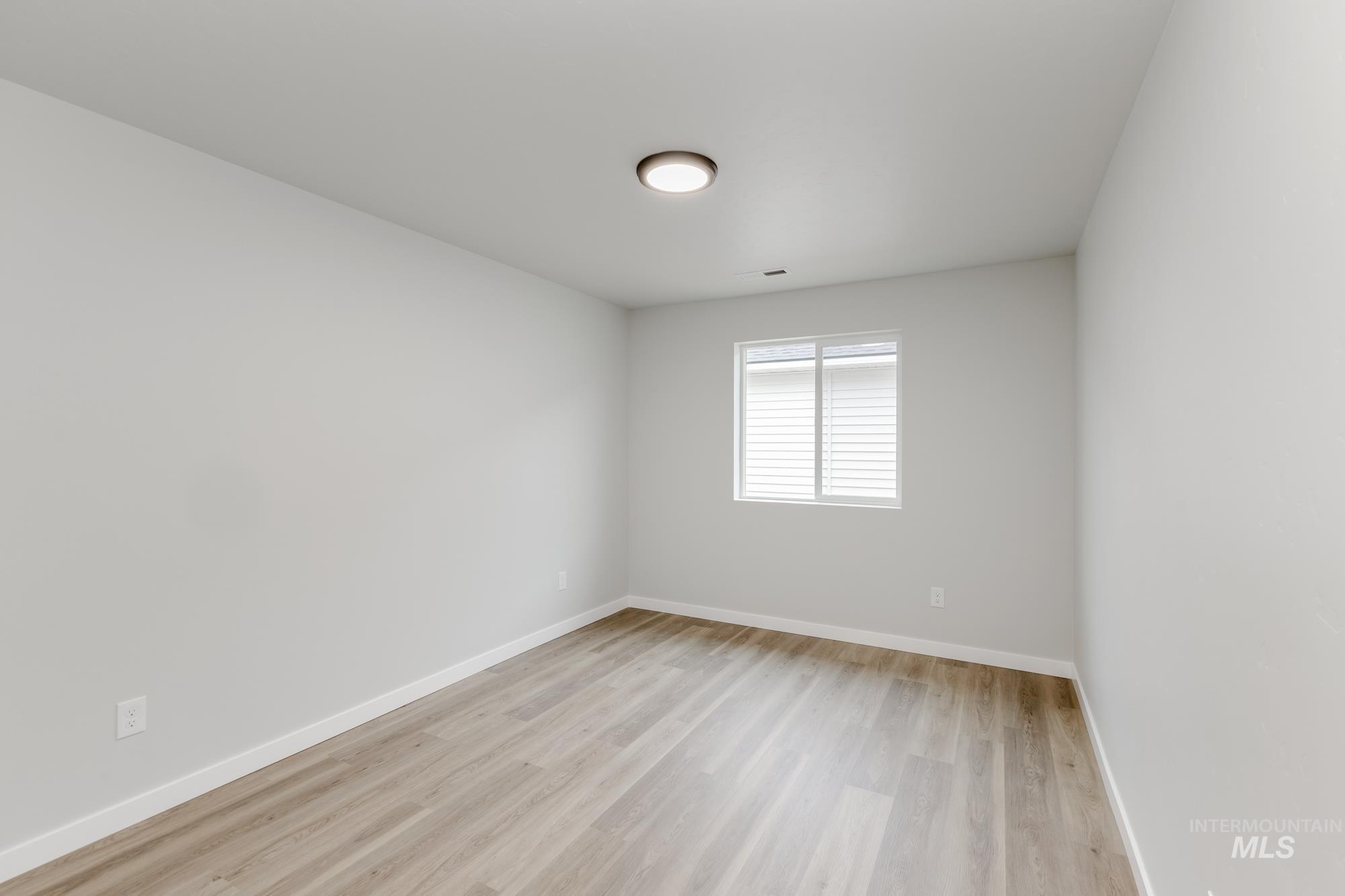 509 Pine St, New Plymouth, Idaho 83655, 3 Bedrooms, 2 Bathrooms, Residential For Sale, Price $409,990, 98978062