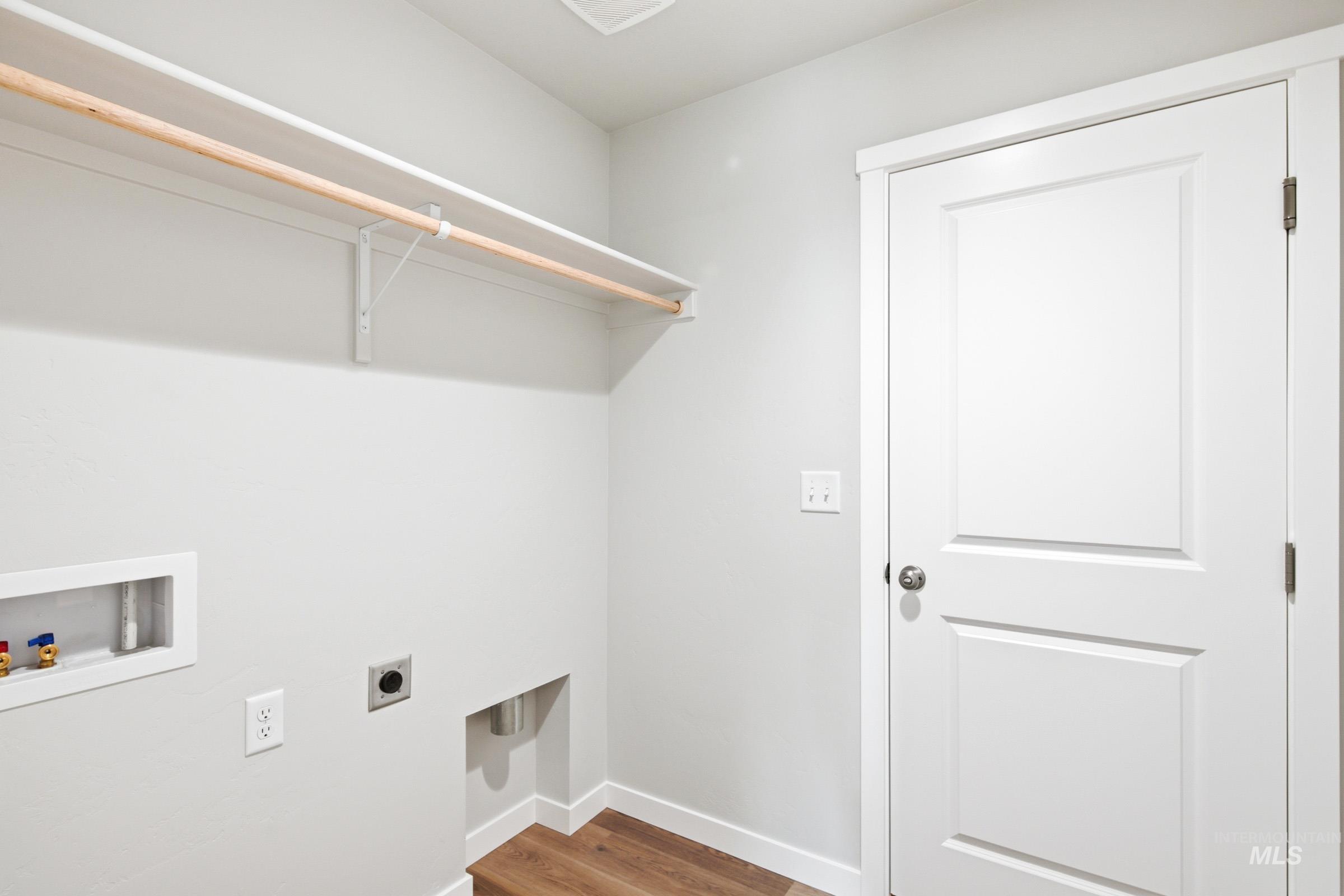 509 Pine St, New Plymouth, Idaho 83655, 3 Bedrooms, 2 Bathrooms, Residential For Sale, Price $409,990,MLS 98978062