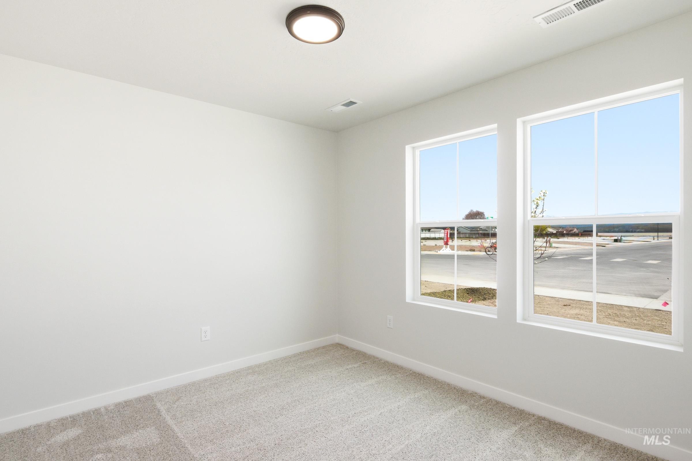 515 Pine St, New Plymouth, Idaho 83655, 3 Bedrooms, 2 Bathrooms, Residential For Sale, Price $389,990,MLS 98978063