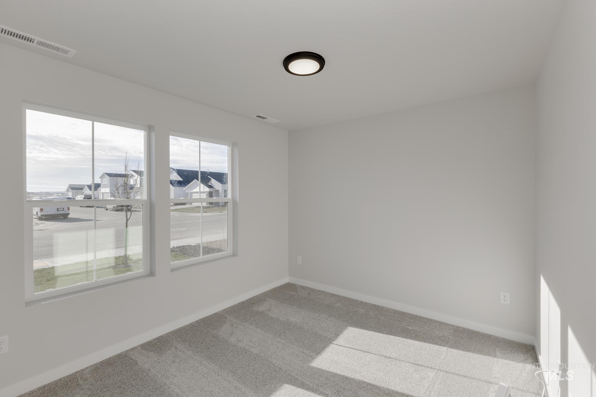 515 Pine St, New Plymouth, Idaho 83655, 3 Bedrooms, 2 Bathrooms, Residential For Sale, Price $389,990, 98978063