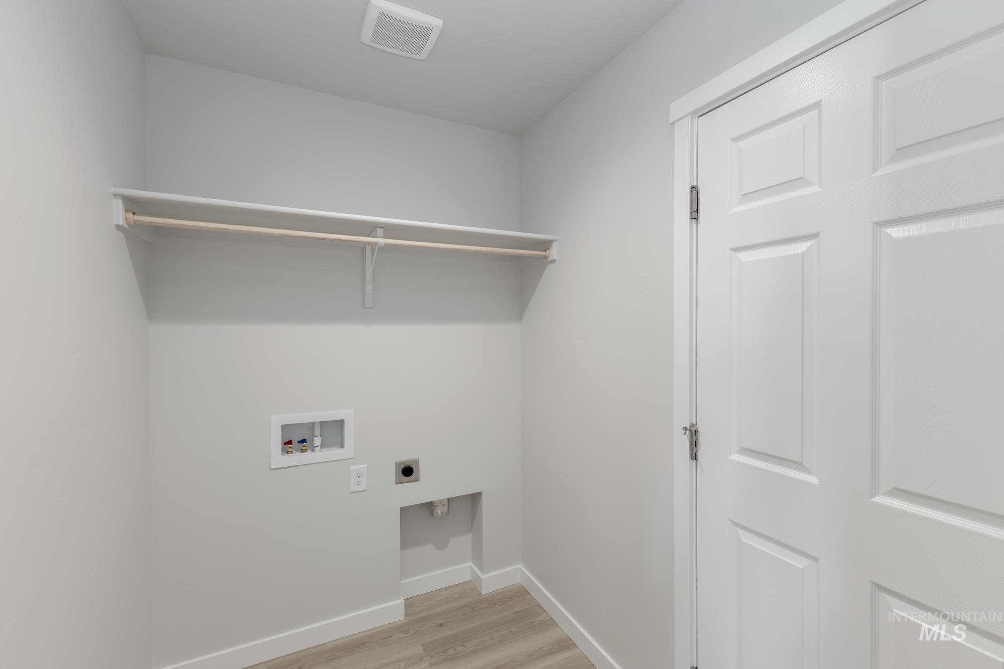 515 Pine St, New Plymouth, Idaho 83655, 3 Bedrooms, 2 Bathrooms, Residential For Sale, Price $389,990, 98978063