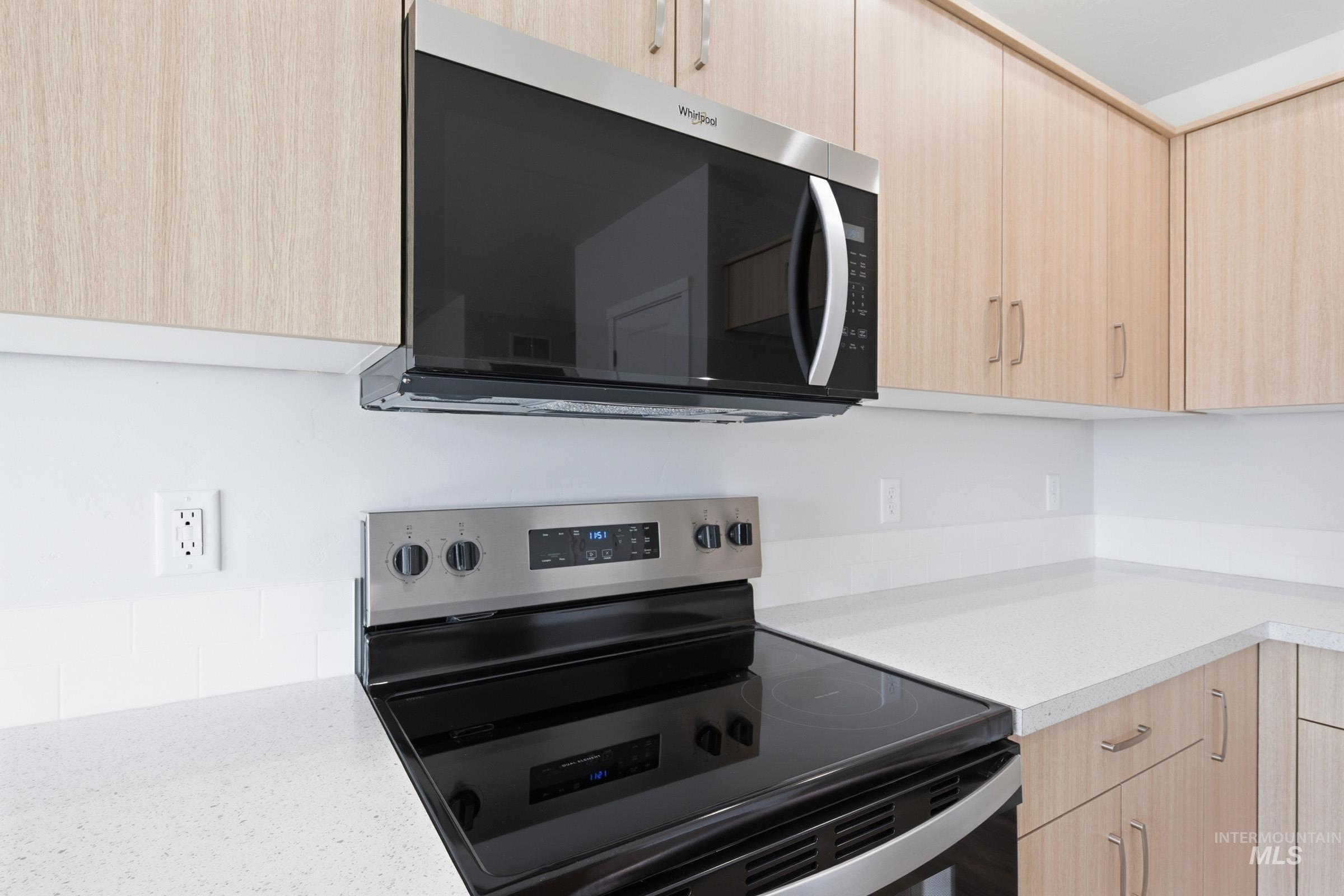 515 Pine St, New Plymouth, Idaho 83655, 3 Bedrooms, 2 Bathrooms, Residential For Sale, Price $389,990,MLS 98978063