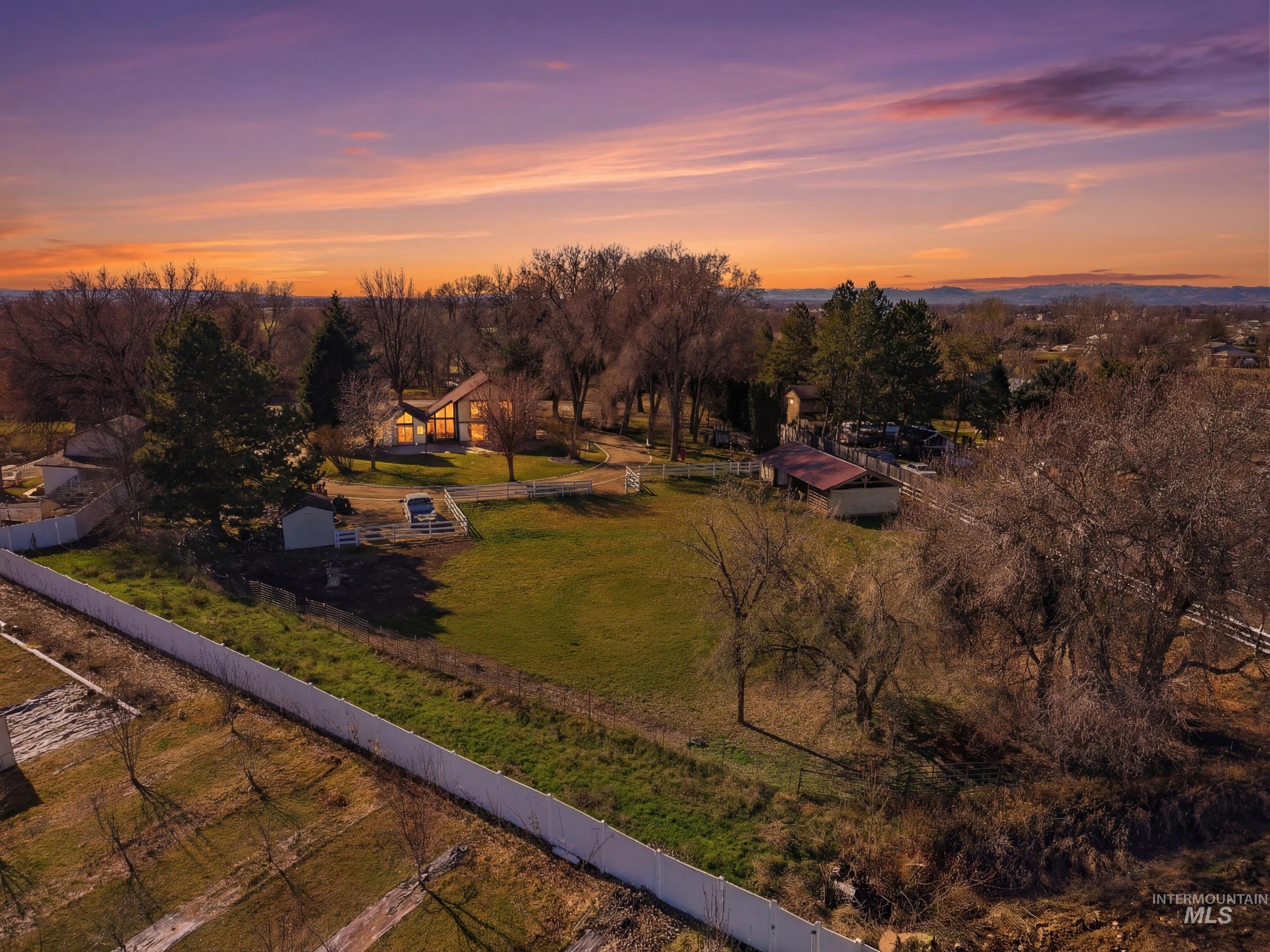 5702 E Victory Rd., Nampa, Idaho 83687, 3 Bedrooms, 2.5 Bathrooms, Residential For Sale, Price $769,900,MLS 98978064
