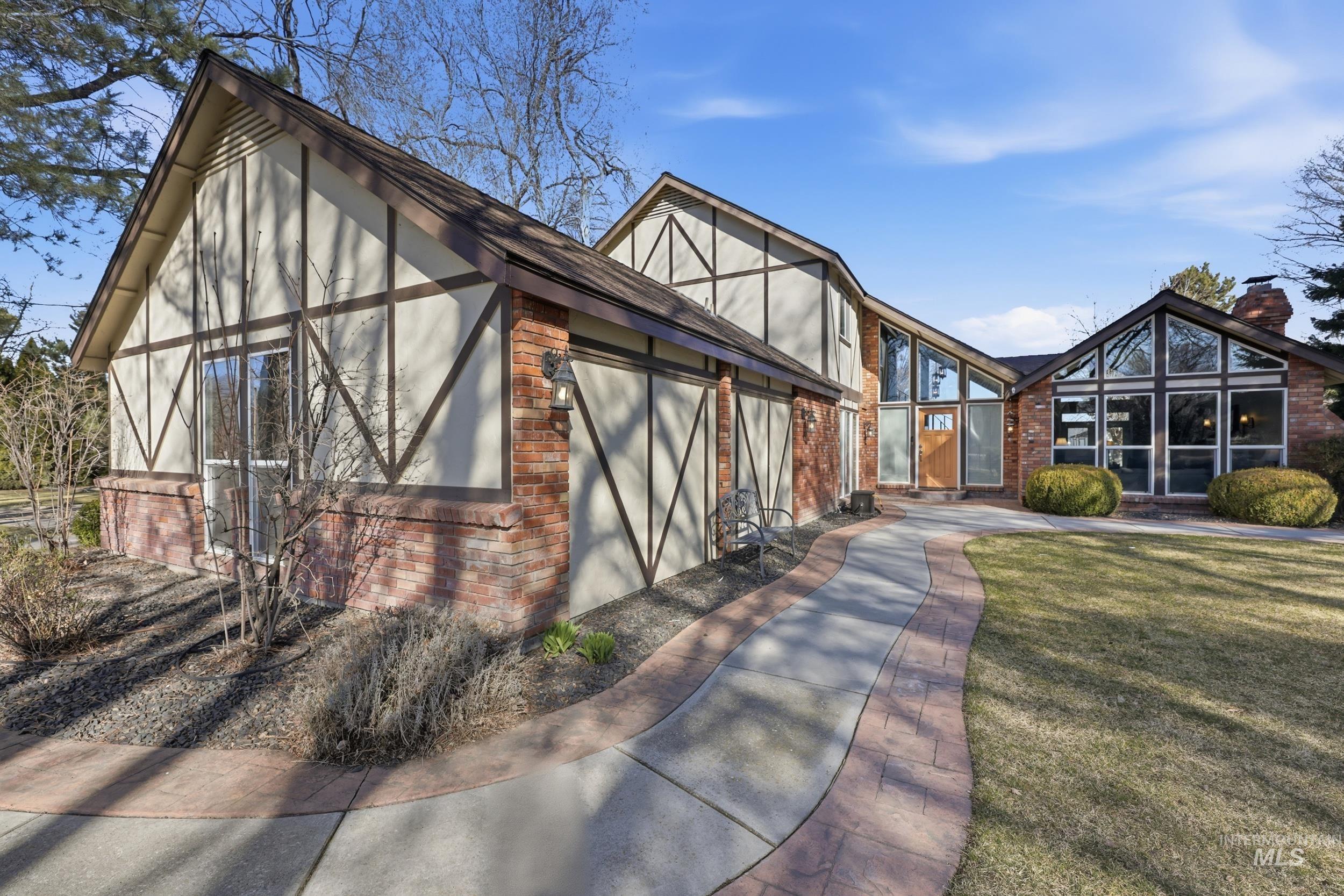 5702 E Victory Rd., Nampa, Idaho 83687, 3 Bedrooms, 2.5 Bathrooms, Residential For Sale, Price $769,900, 98978064