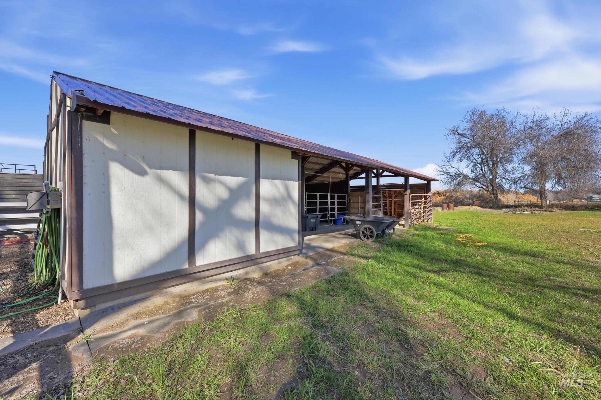 5702 E Victory Rd., Nampa, Idaho 83687, 3 Bedrooms, 2.5 Bathrooms, Residential For Sale, Price $769,900, 98978064