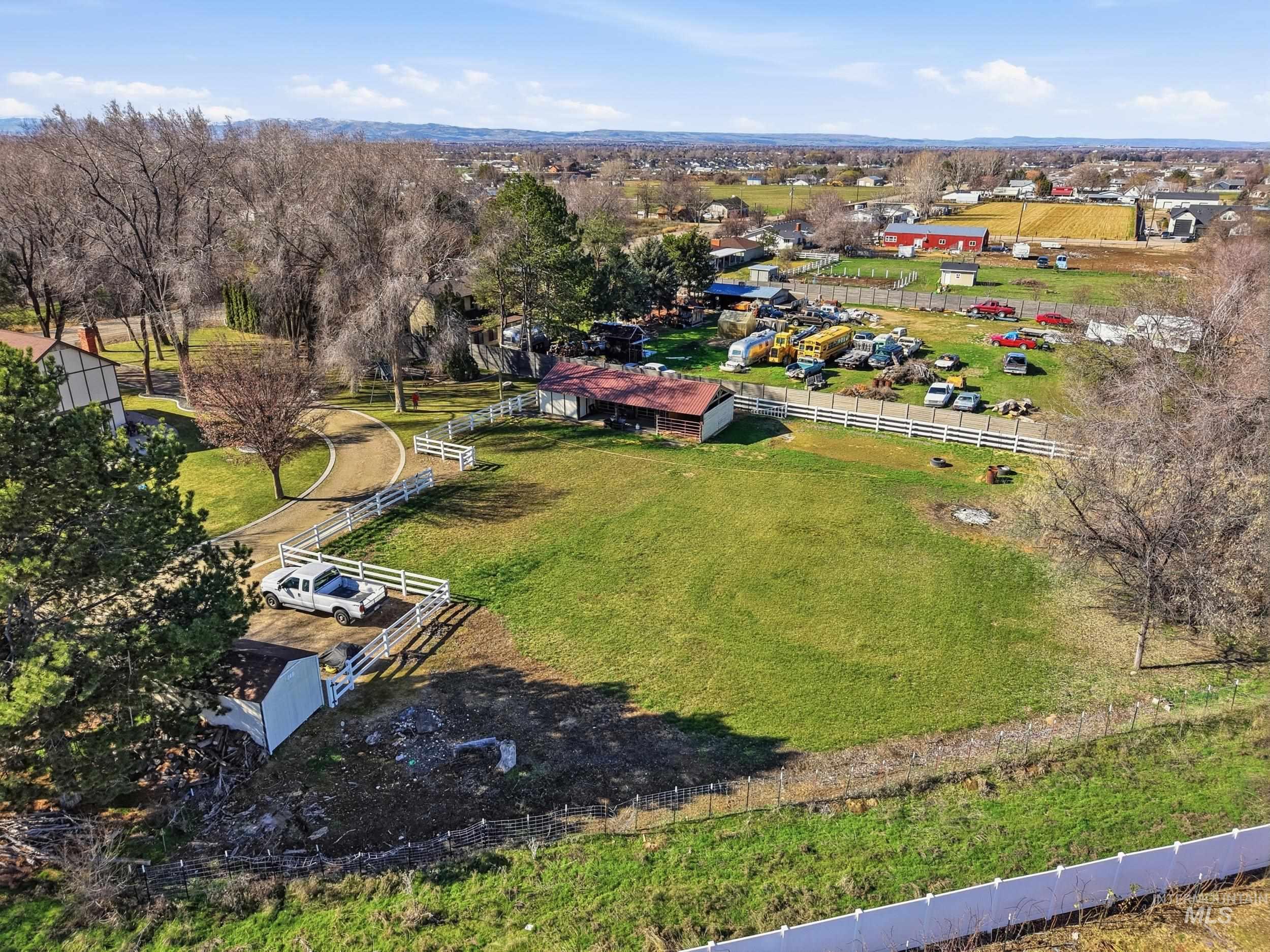 5702 E Victory Rd., Nampa, Idaho 83687, 3 Bedrooms, 2.5 Bathrooms, Residential For Sale, Price $754,000,MLS 98978064