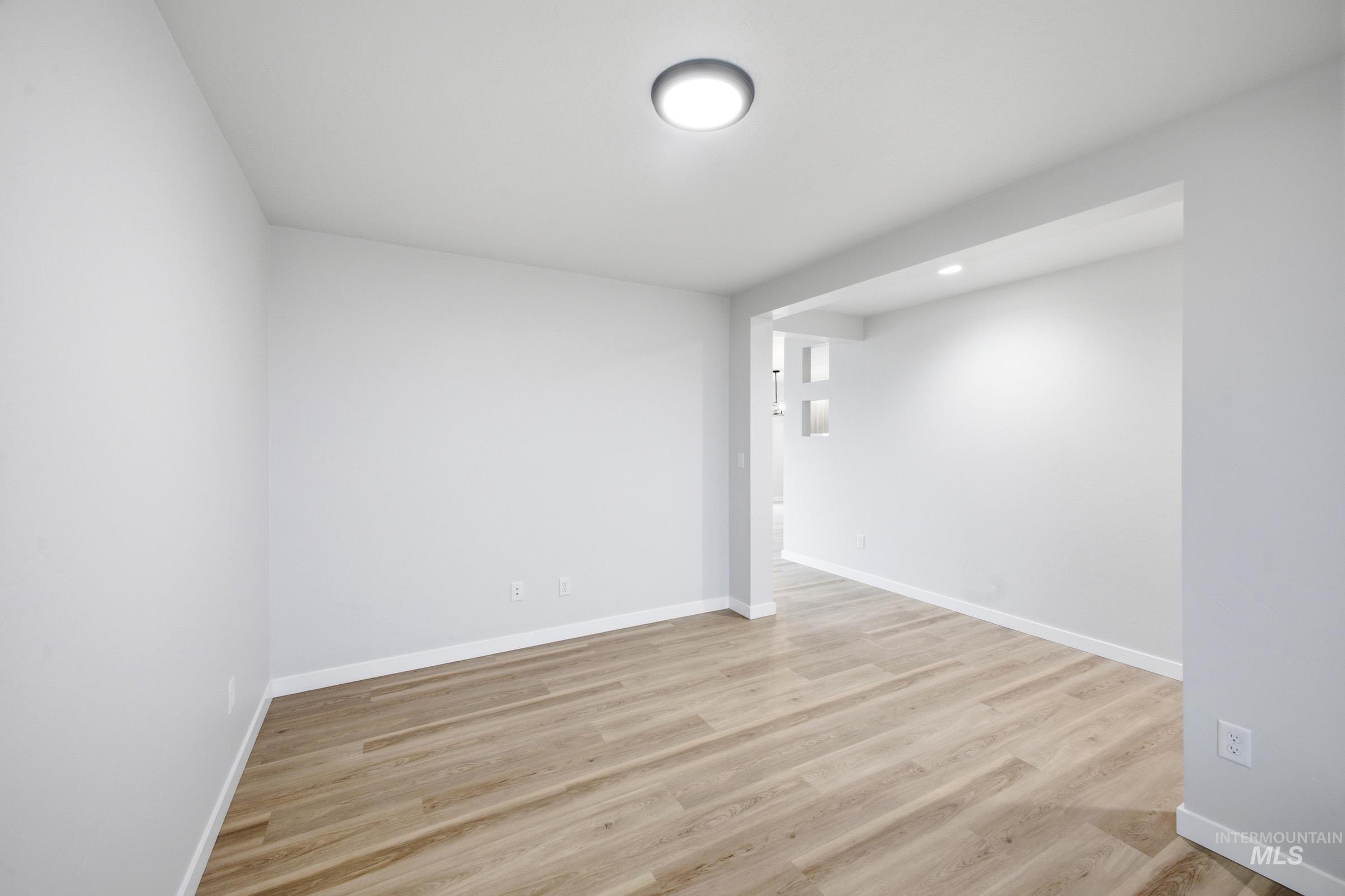 2874 W Taiban Creek Dr, Kuna, Idaho 83634, 4 Bedrooms, 2.5 Bathrooms, Residential For Sale, Price $459,990,MLS 98978066