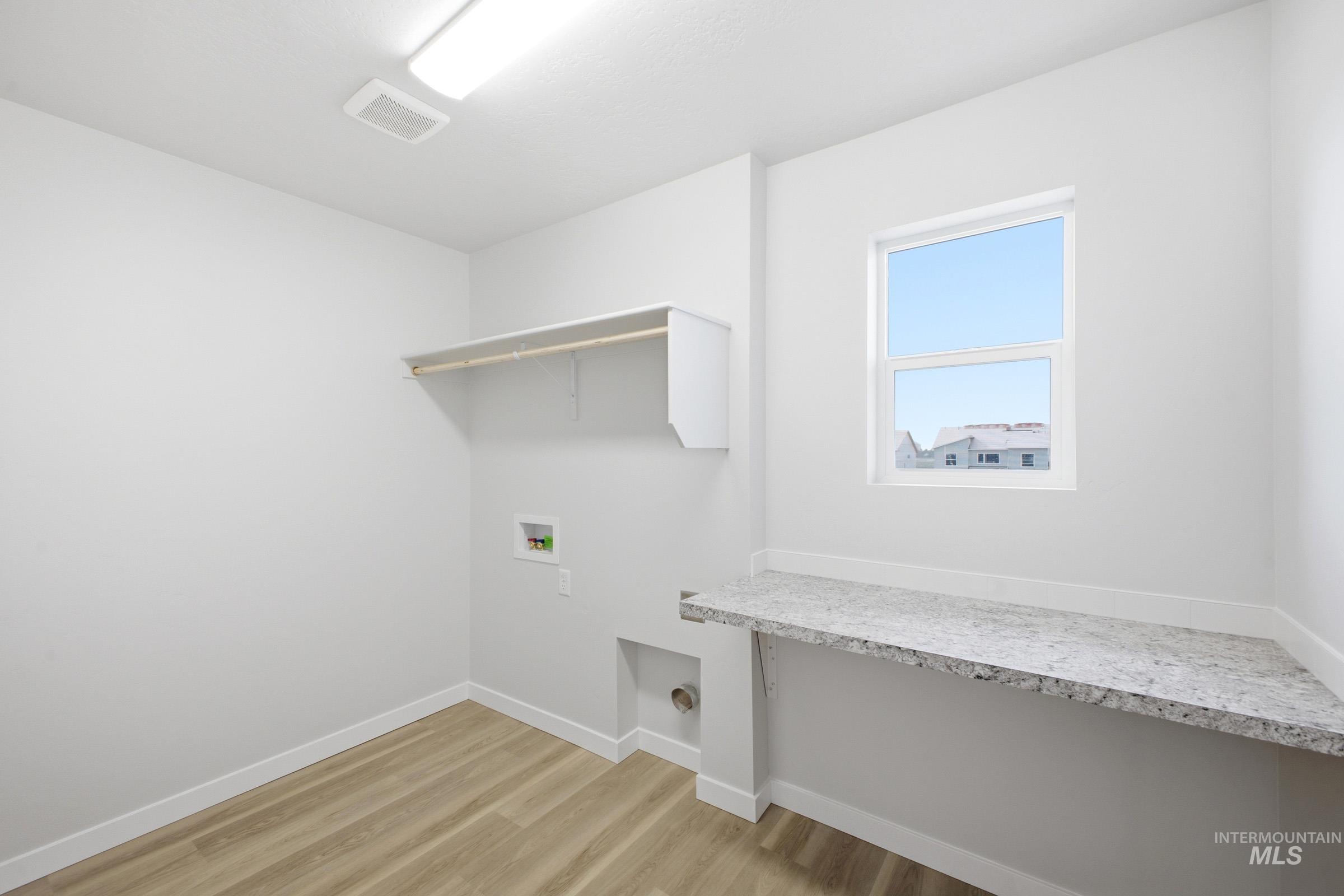 2874 W Taiban Creek Dr, Kuna, Idaho 83634, 4 Bedrooms, 2.5 Bathrooms, Residential For Sale, Price $459,990,MLS 98978066