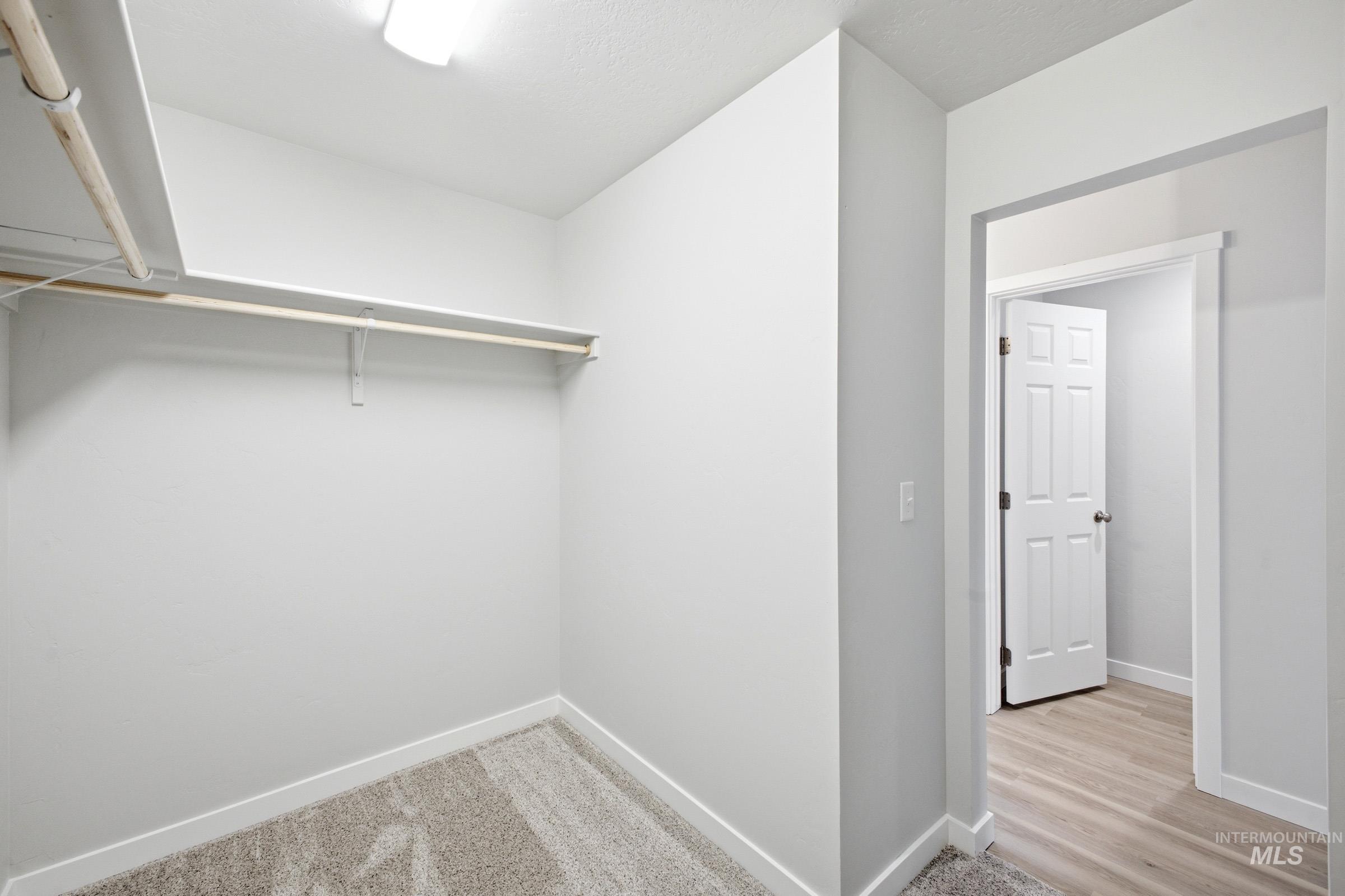 2874 W Taiban Creek Dr, Kuna, Idaho 83634, 4 Bedrooms, 2.5 Bathrooms, Residential For Sale, Price $459,990,MLS 98978066