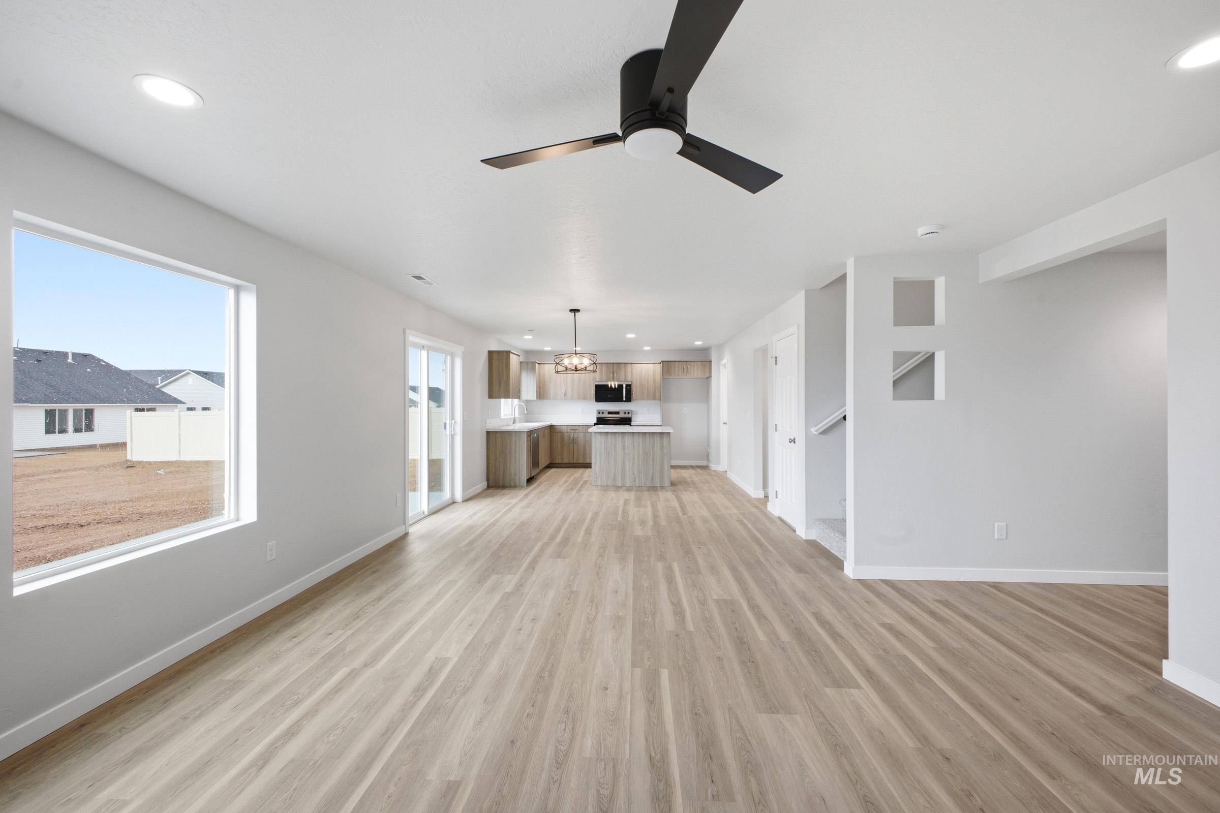 2874 W Taiban Creek Dr, Kuna, Idaho 83634, 4 Bedrooms, 2.5 Bathrooms, Residential For Sale, Price $459,990,MLS 98978066