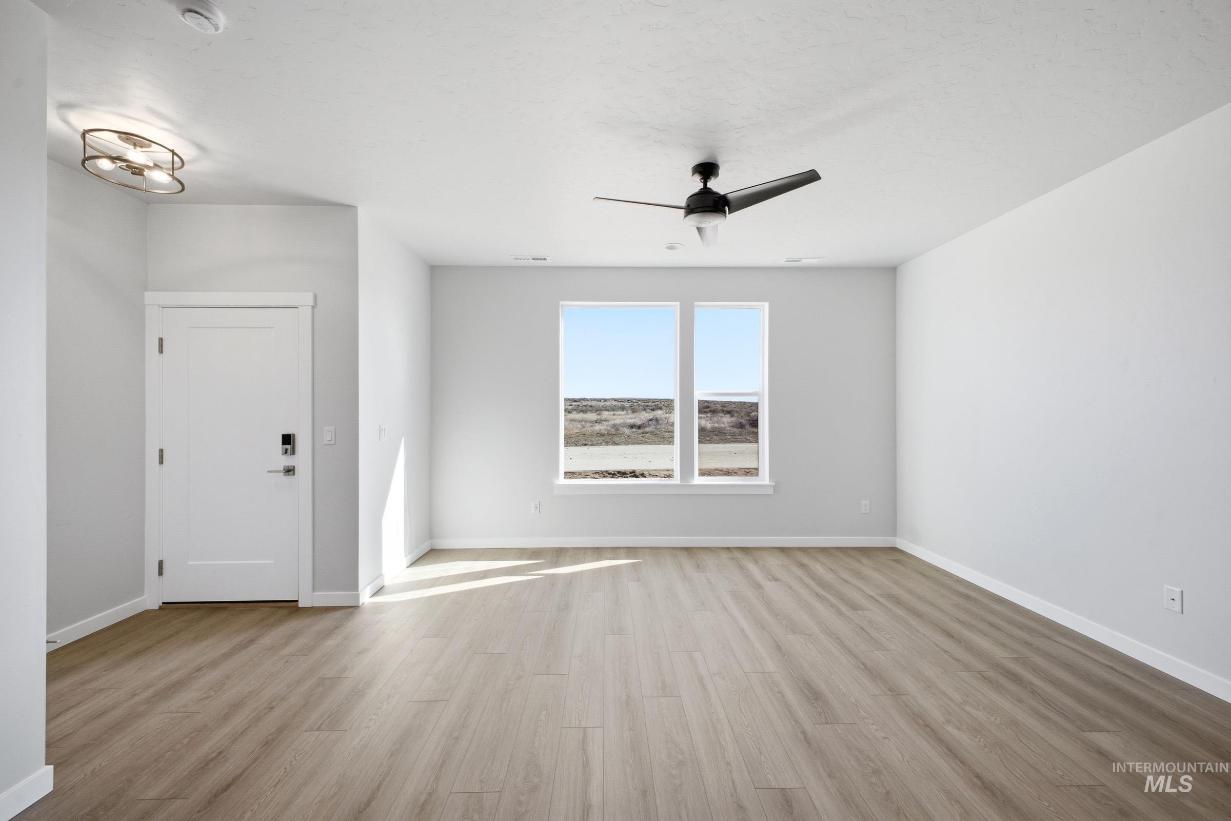 6903 S Harvest Cove Ave, Boise, Idaho 83709, 3 Bedrooms, 2.5 Bathrooms, Residential For Sale, Price $446,990, 98978067