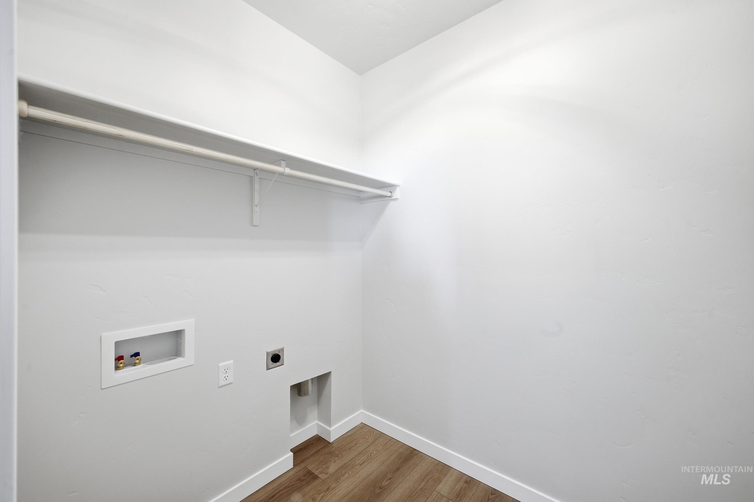 6903 S Harvest Cove Ave, Boise, Idaho 83709, 3 Bedrooms, 2.5 Bathrooms, Residential For Sale, Price $446,990, 98978067