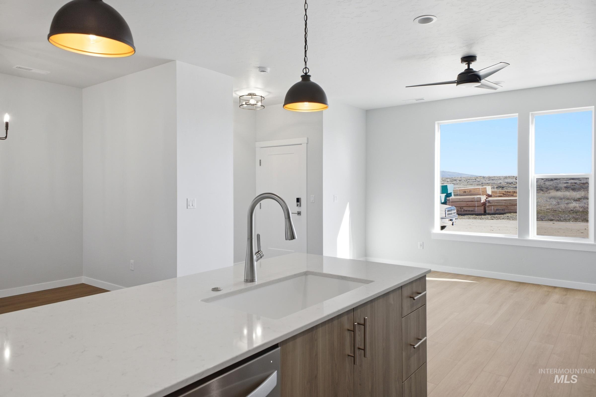 6903 S Harvest Cove Ave, Boise, Idaho 83709, 3 Bedrooms, 2.5 Bathrooms, Residential For Sale, Price $446,990, 98978067