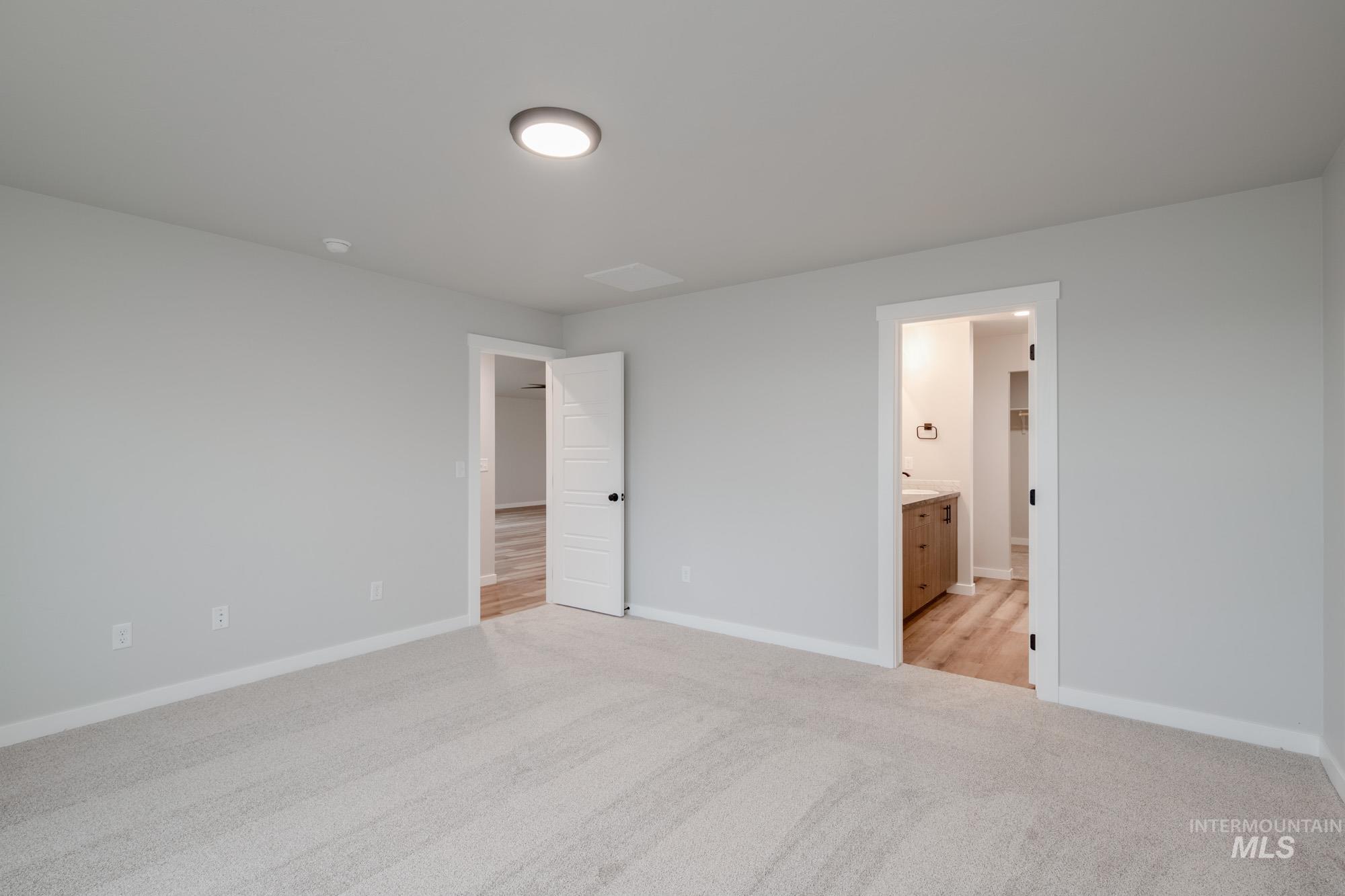 5401 S Desert Cactus Ave, Meridian, Idaho 83642, 4 Bedrooms, 2 Bathrooms, Residential For Sale, Price $494,990,MLS 98978068