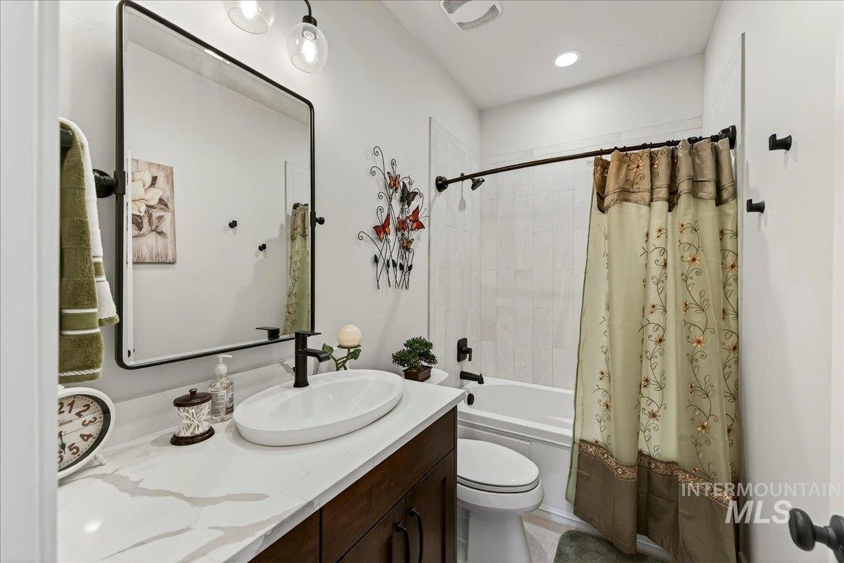 3602 E Mardia St, Meridian, Idaho 83642, 4 Bedrooms, 3.5 Bathrooms, Residential For Sale, Price $935,000, 98978069