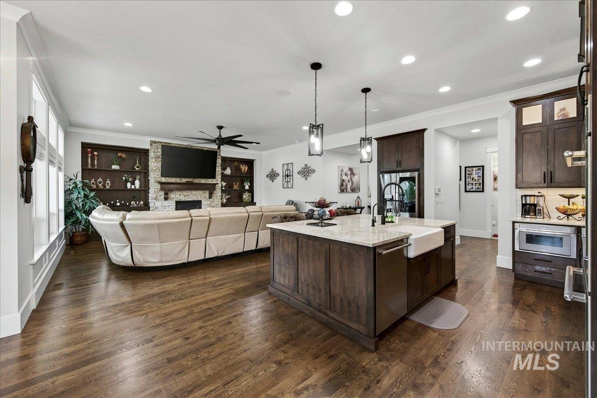 3602 E Mardia St, Meridian, Idaho 83642, 4 Bedrooms, 3.5 Bathrooms, Residential For Sale, Price $935,000, 98978069