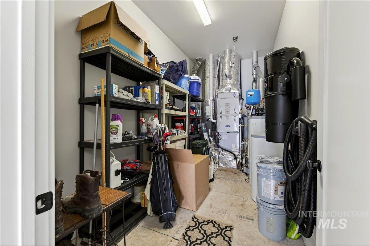 3602 E Mardia St, Meridian, Idaho 83642, 4 Bedrooms, 3.5 Bathrooms, Residential For Sale, Price $935,000, 98978069