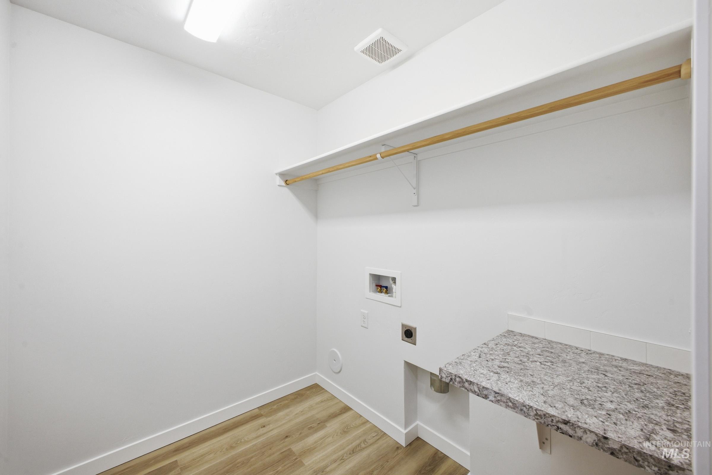 13724 Judson St, Caldwell, Idaho 83607, 5 Bedrooms, 2.5 Bathrooms, Residential For Sale, Price $479,990,MLS 98978070