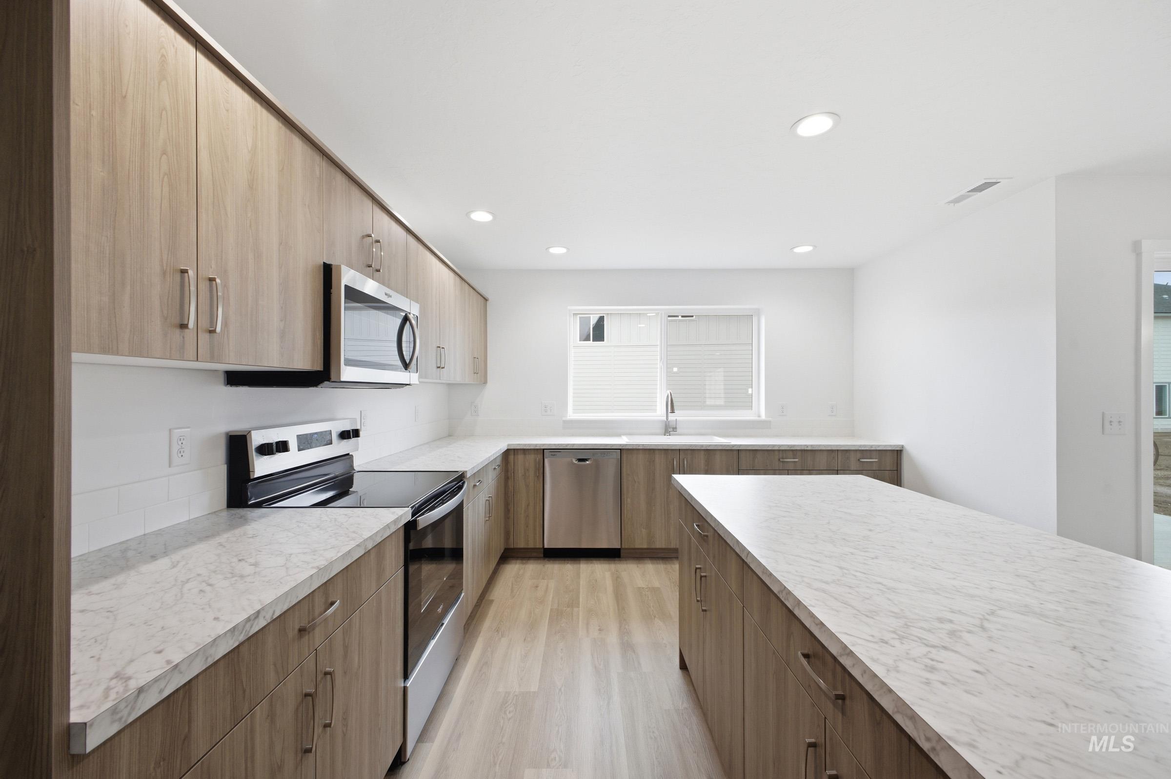 13724 Judson St, Caldwell, Idaho 83607, 5 Bedrooms, 2.5 Bathrooms, Residential For Sale, Price $479,990,MLS 98978070