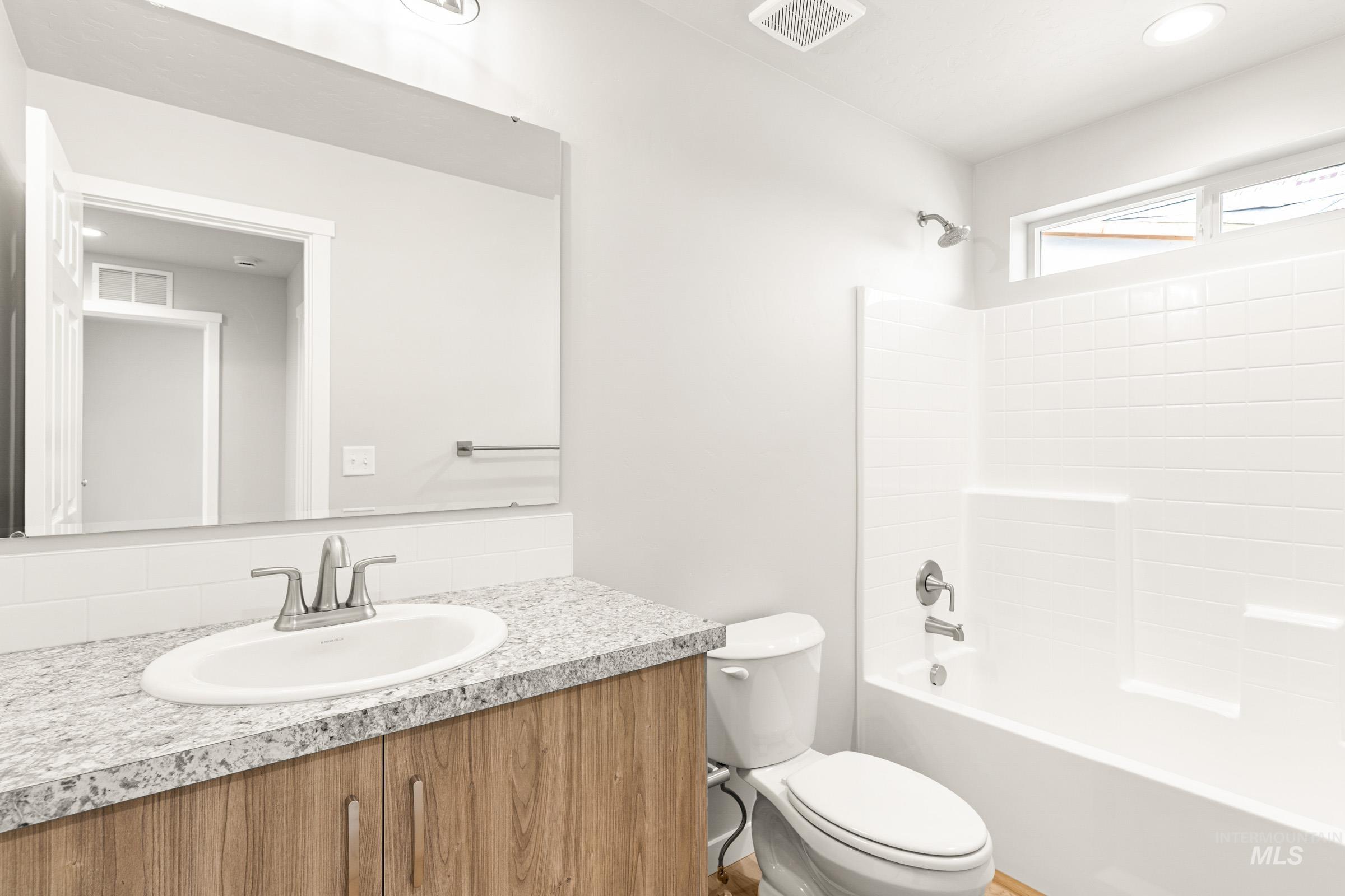 27 S Sweetgrass Pl, Nampa, Idaho 83651, 4 Bedrooms, 2.5 Bathrooms, Residential For Sale, Price $434,990,MLS 98978071