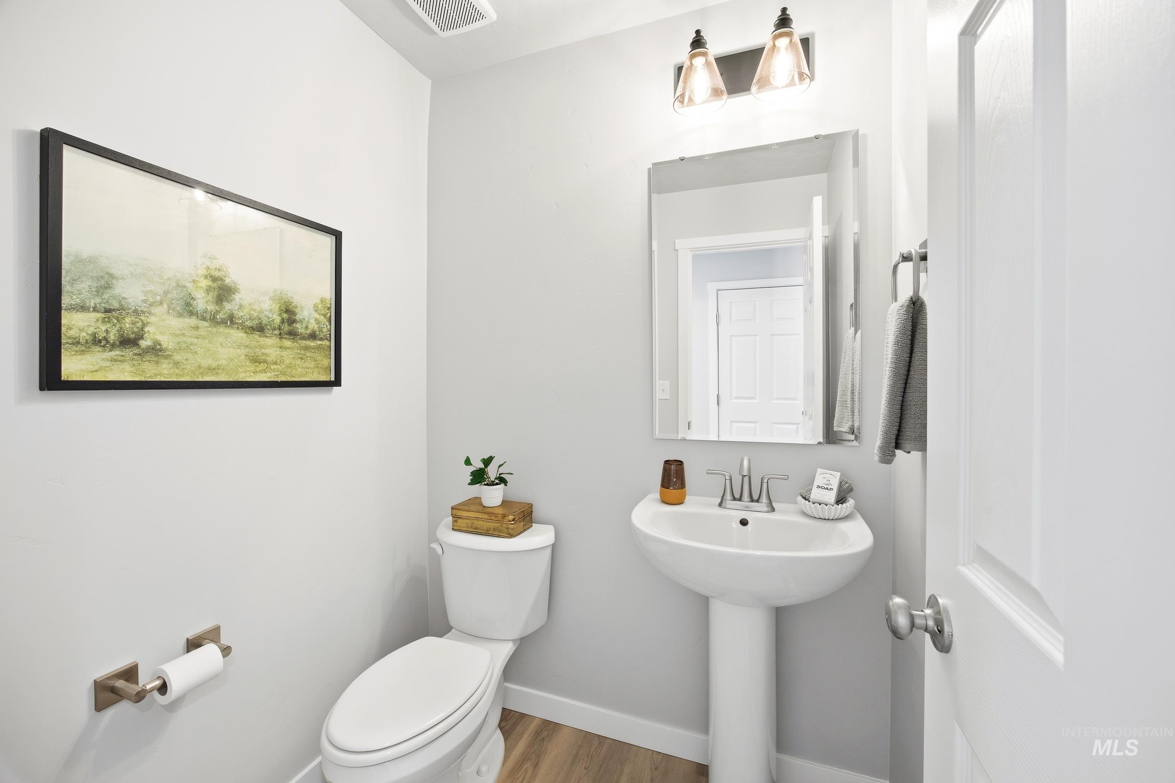 27 S Sweetgrass Pl, Nampa, Idaho 83651, 4 Bedrooms, 2.5 Bathrooms, Residential For Sale, Price $436,990,MLS 98978071