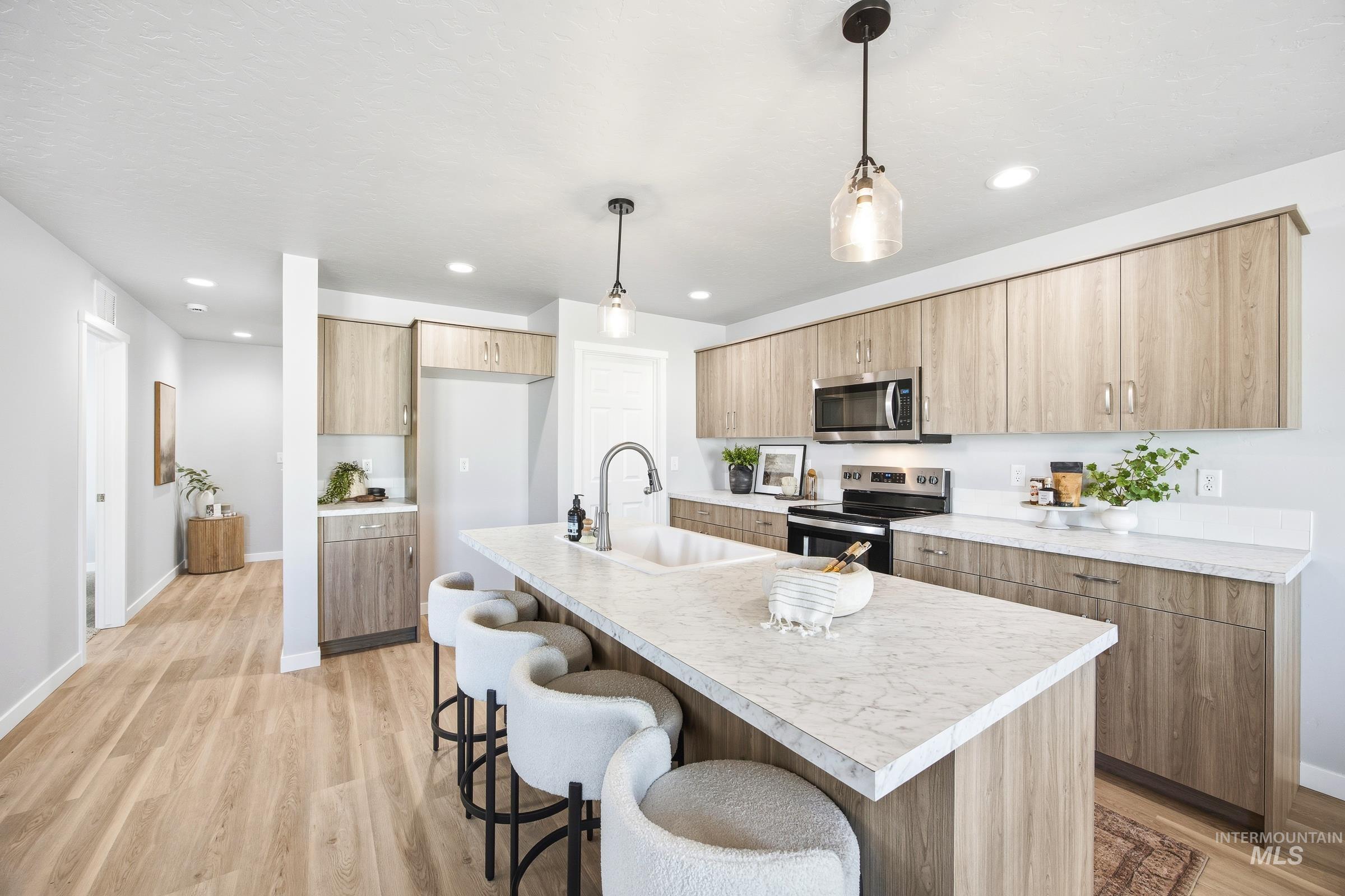 27 S Sweetgrass Pl, Nampa, Idaho 83651, 4 Bedrooms, 2.5 Bathrooms, Residential For Sale, Price $436,990,MLS 98978071