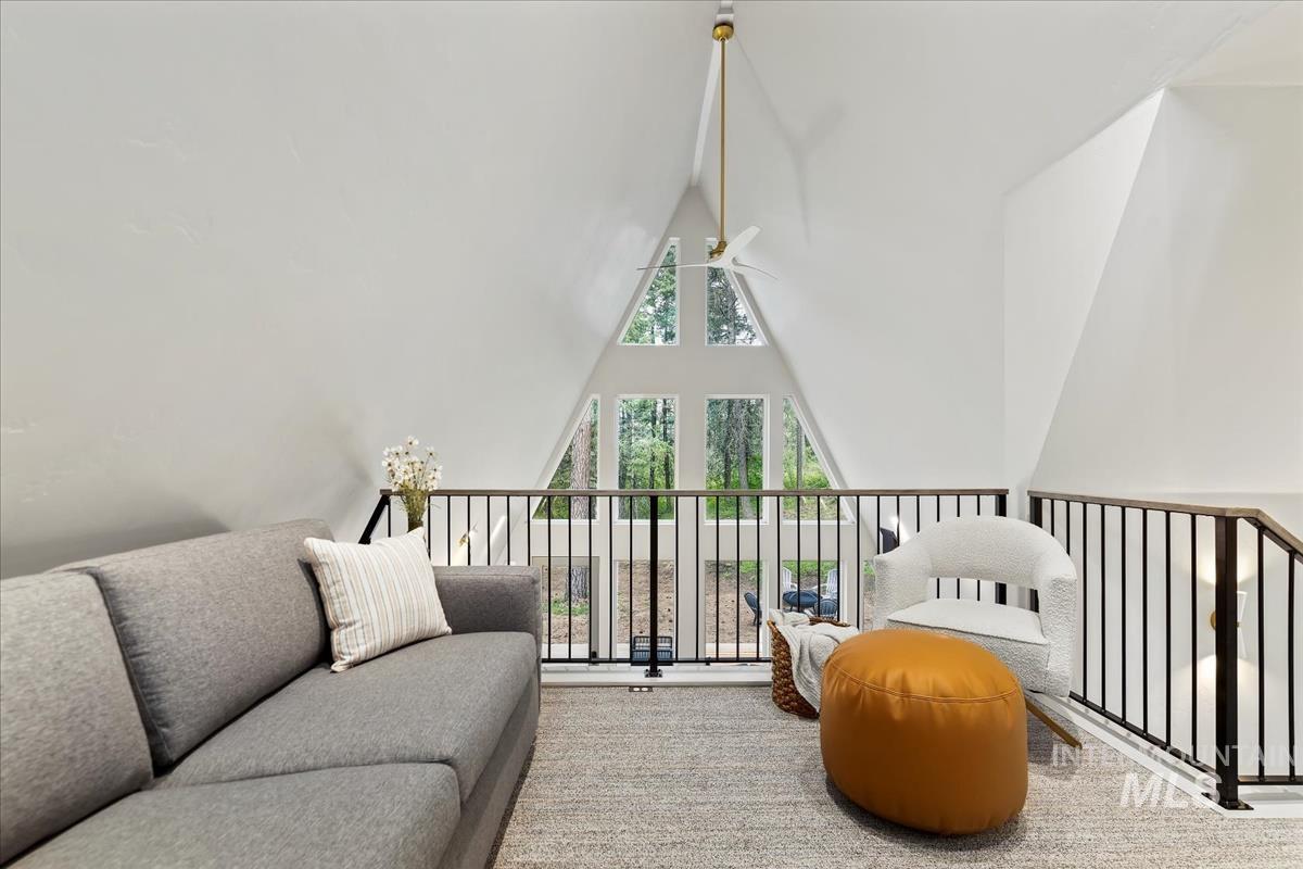 64 Fairway Dr, Garden Valley, Idaho 83622, 2 Bedrooms, 2 Bathrooms, Residential For Sale, Price $699,900, 98978072