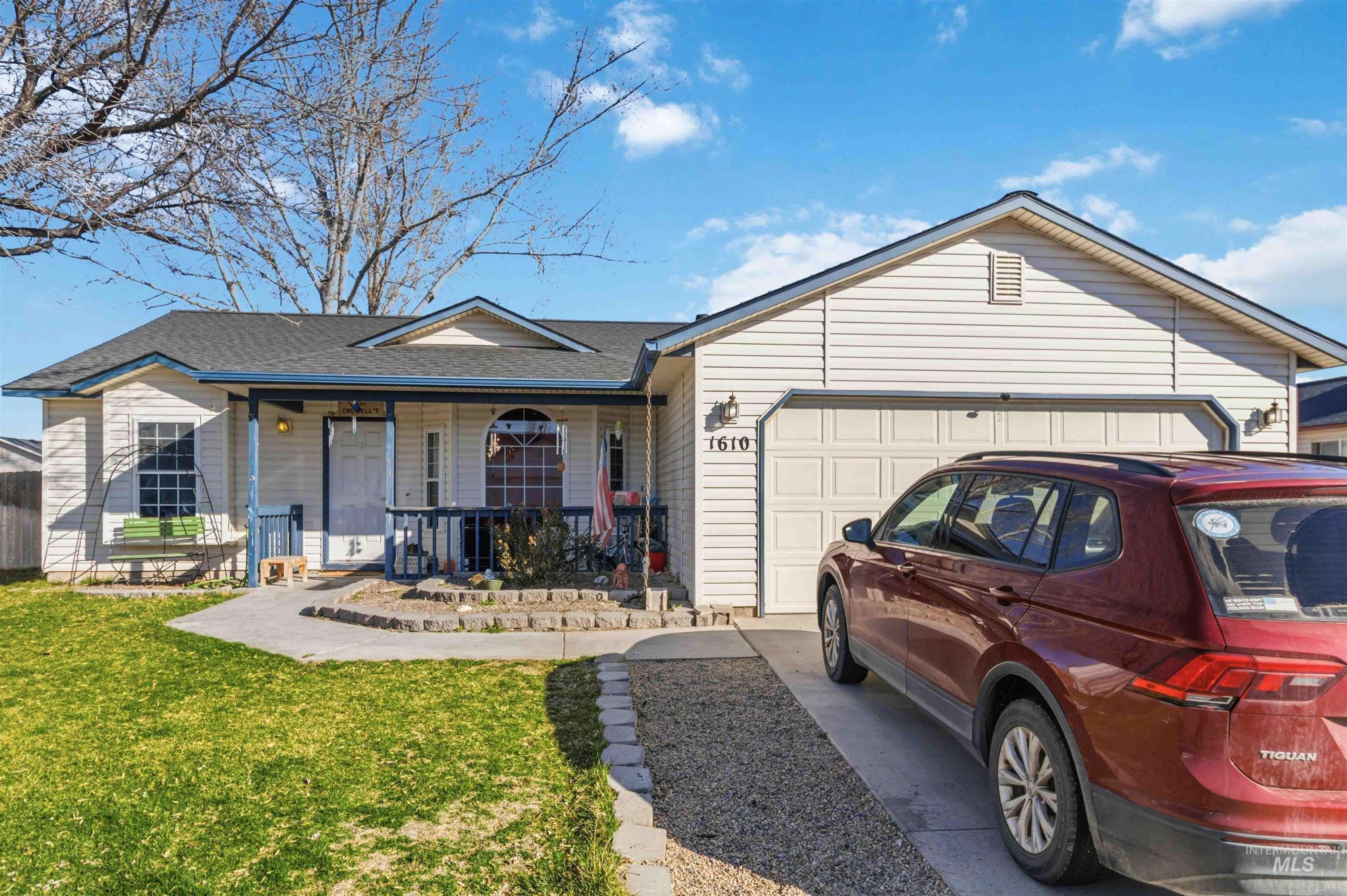 1610 W Hawaii, Nampa, Idaho 83686, 3 Bedrooms, 2 Bathrooms, Residential For Sale, Price $369,900, 98978073