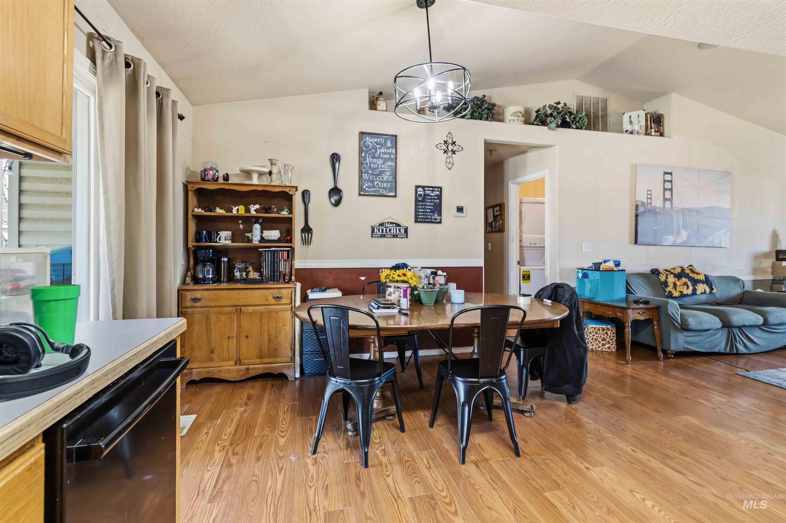 1610 W Hawaii, Nampa, Idaho 83686, 3 Bedrooms, 2 Bathrooms, Residential For Sale, Price $369,900, 98978073