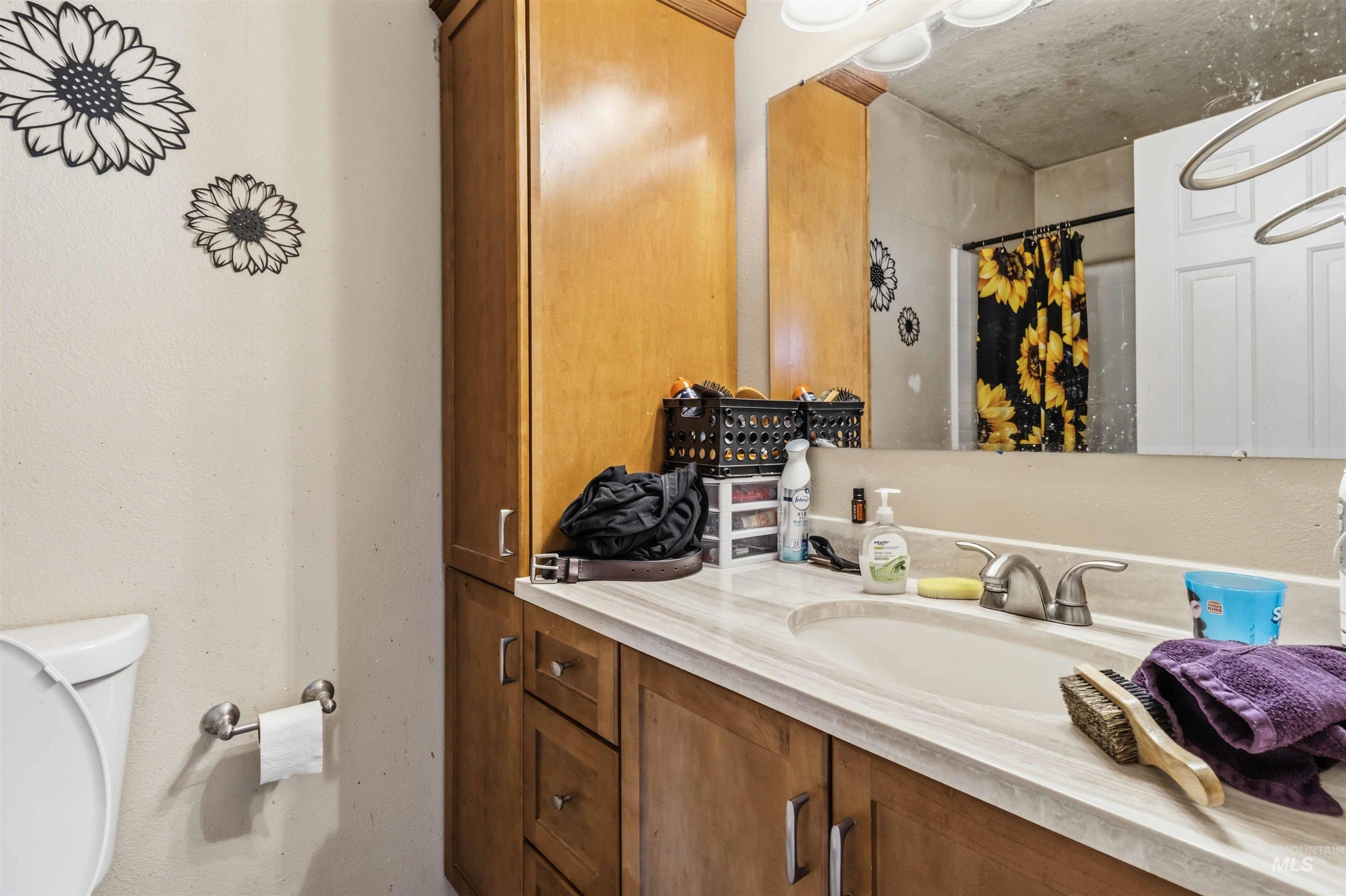 1610 W Hawaii, Nampa, Idaho 83686, 3 Bedrooms, 2 Bathrooms, Residential For Sale, Price $369,900, 98978073