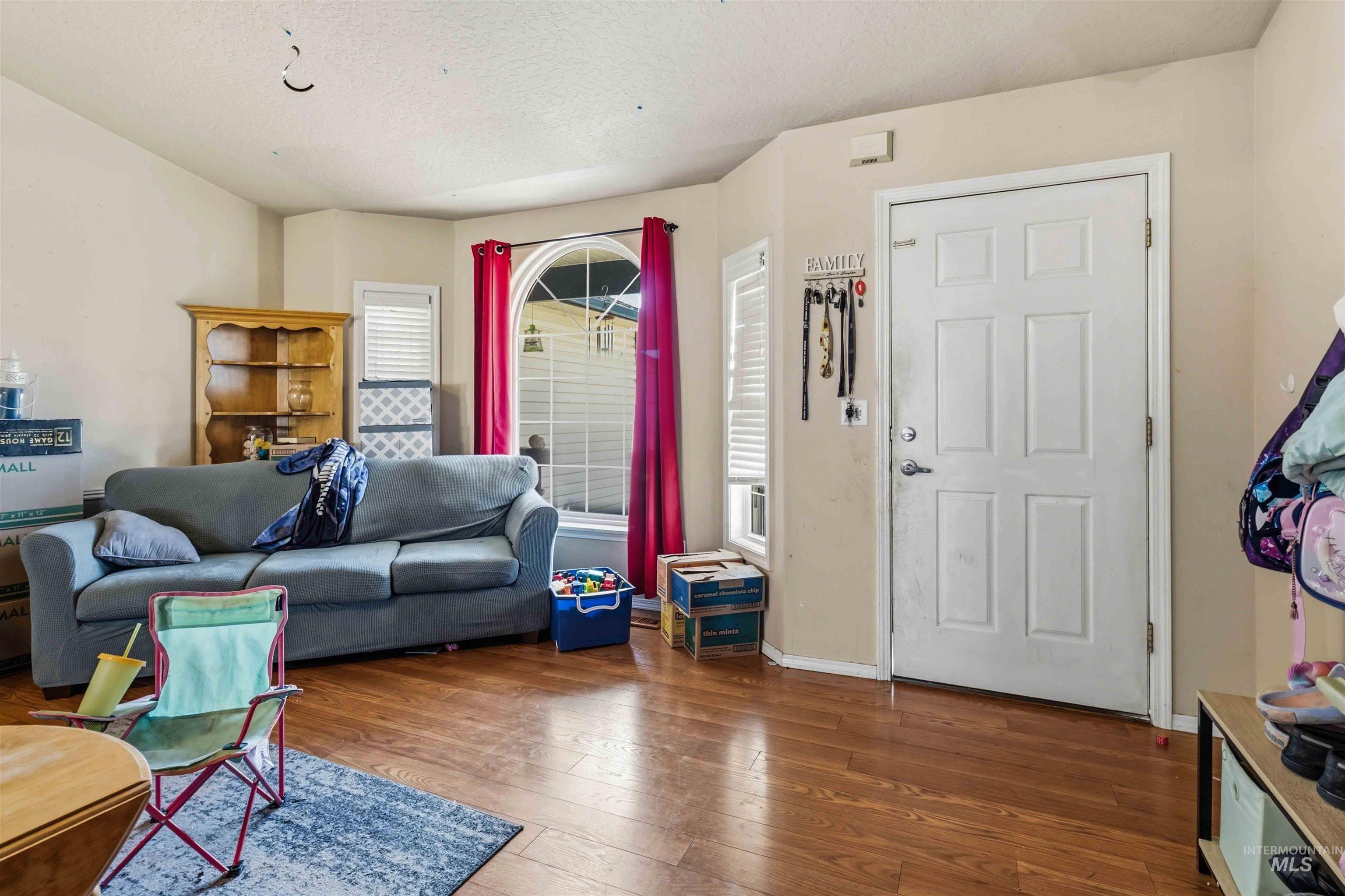 1610 W Hawaii, Nampa, Idaho 83686, 3 Bedrooms, 2 Bathrooms, Residential For Sale, Price $369,900, 98978073