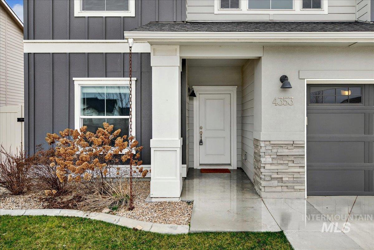 4353 W Spring House Dr, Eagle, Idaho 83616, 4 Bedrooms, 2.5 Bathrooms, Residential For Sale, Price $680,000, 98978074