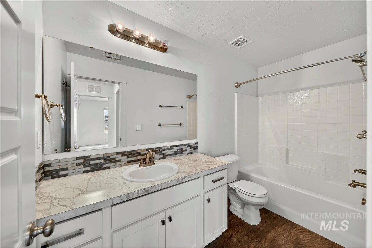 4353 W Spring House Dr, Eagle, Idaho 83616, 4 Bedrooms, 2.5 Bathrooms, Residential For Sale, Price $680,000, 98978074