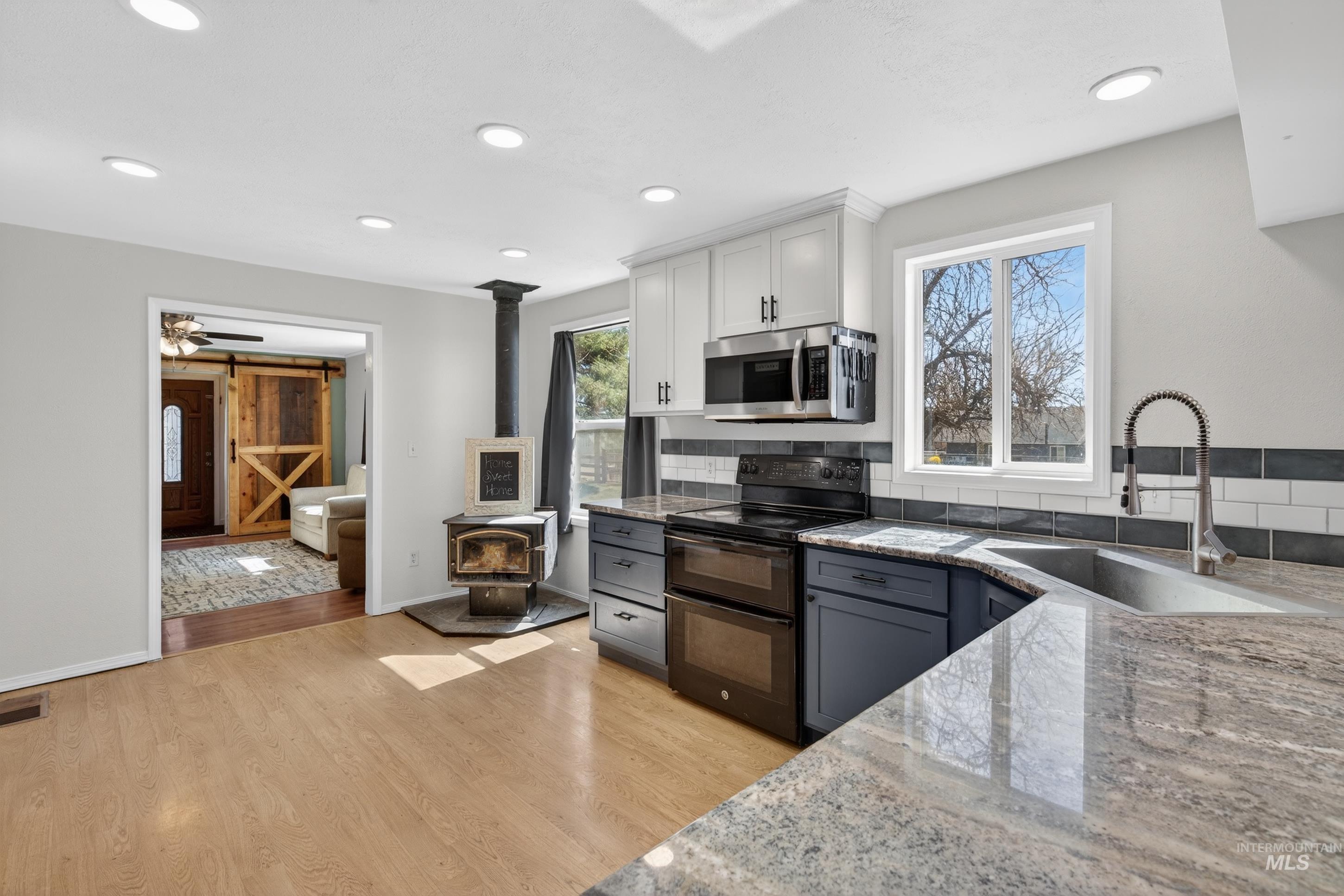 23466 Freezeout Rd, Caldwell, Idaho 83607, 3 Bedrooms, 3 Bathrooms, Residential For Sale, Price $825,000,MLS 98978075